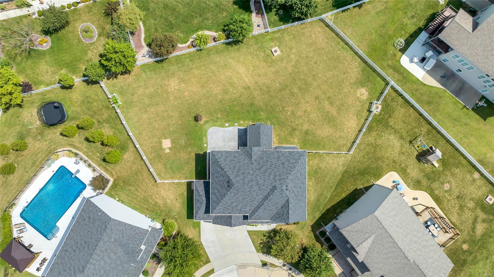 513 Bayview Pointe Court