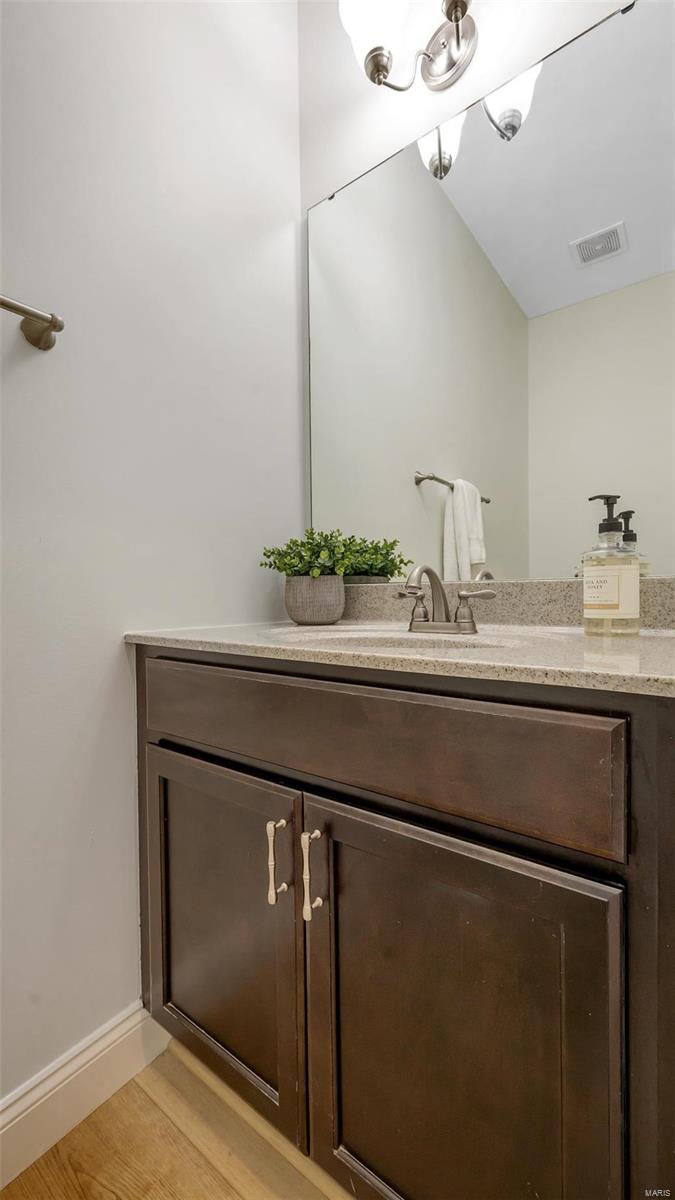 513 Bayview Pointe Court