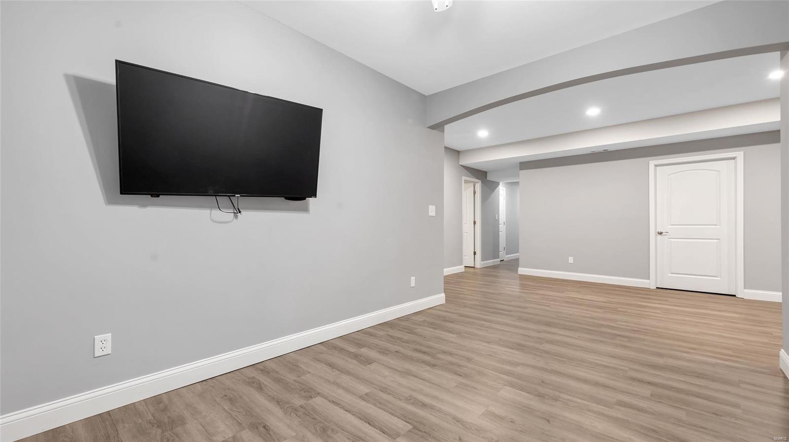 513 Bayview Pointe Court