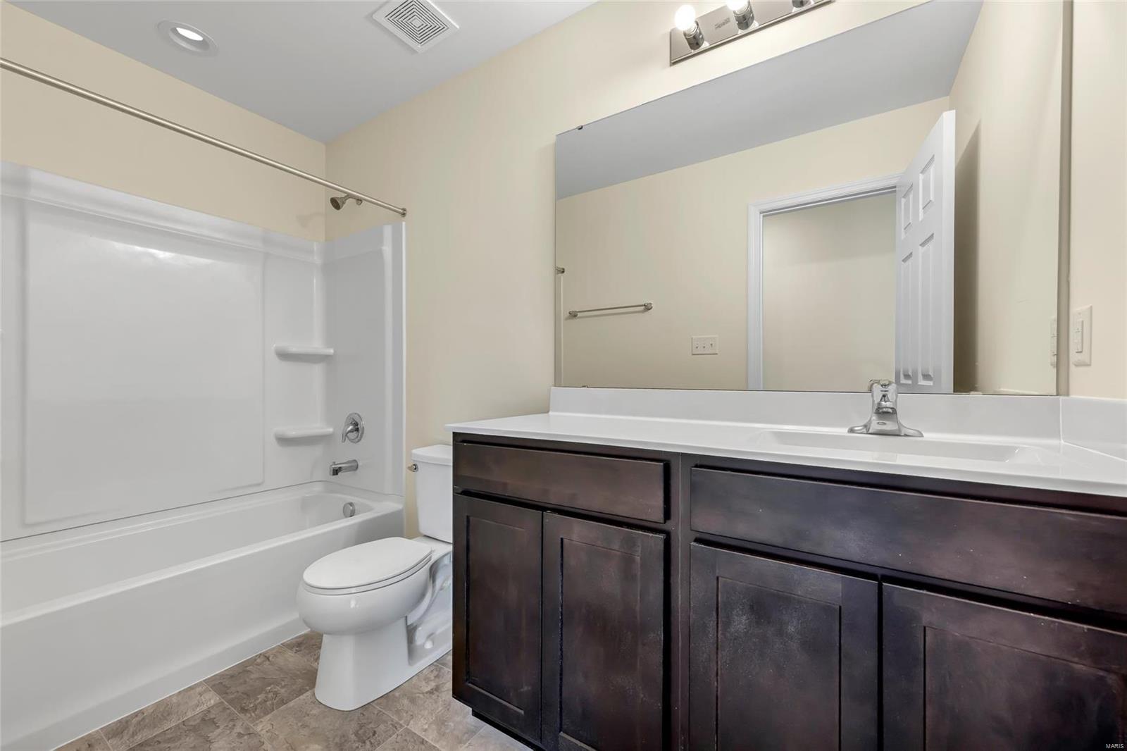 932 Little Fieldstone Court