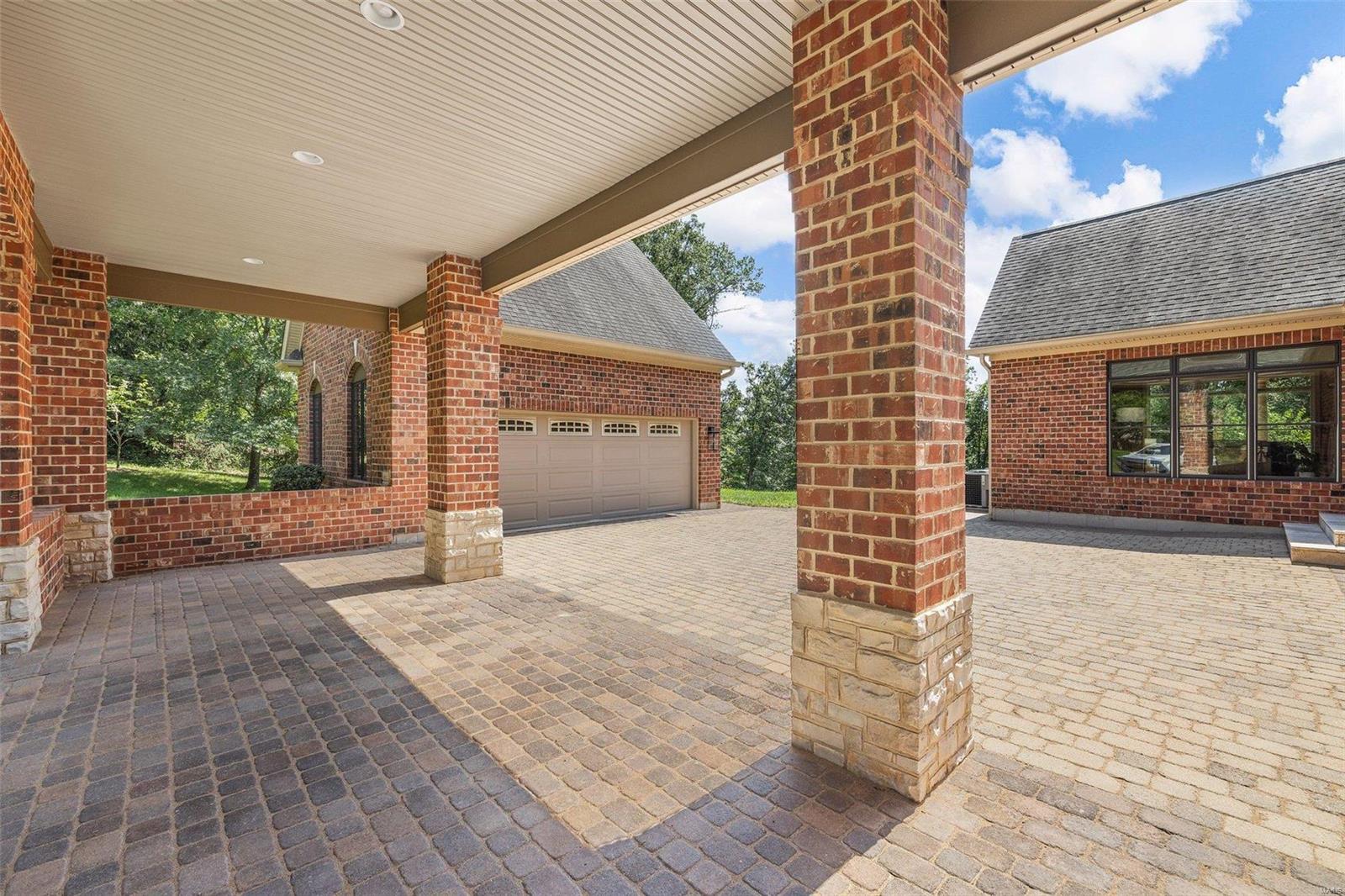 16424 Quiet Creek Court