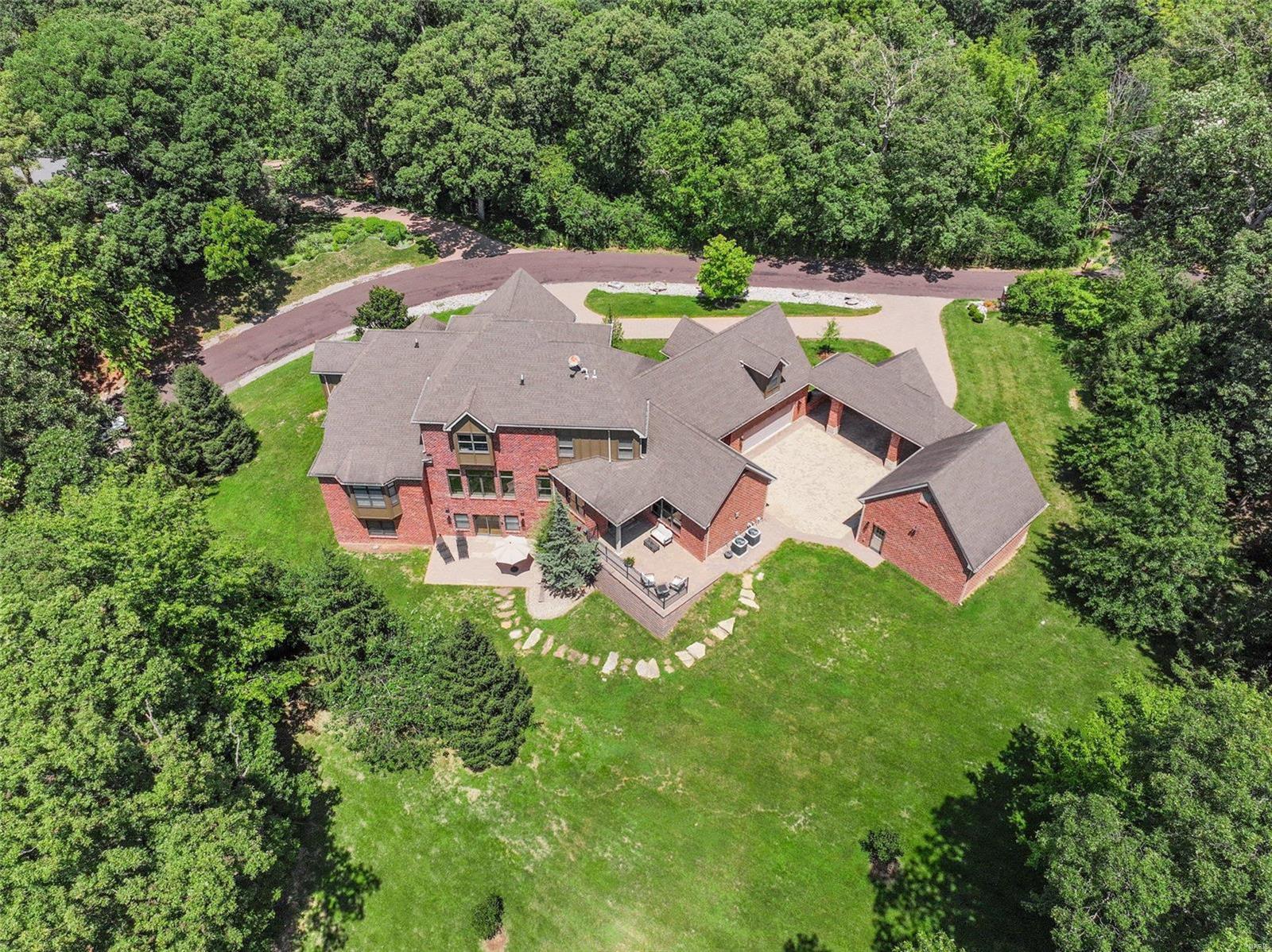 16424 Quiet Creek Court