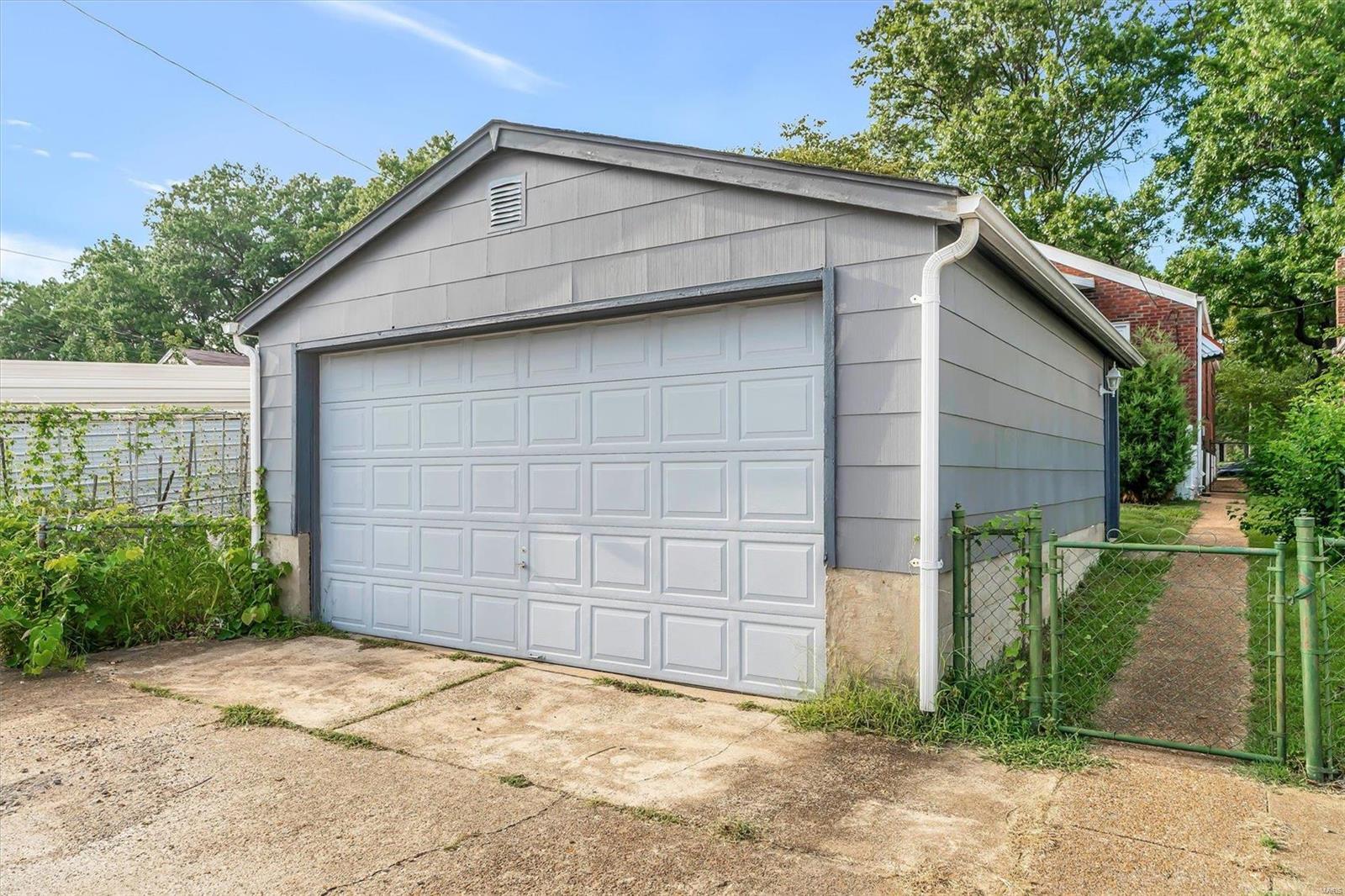 5720 Marquette Avenue