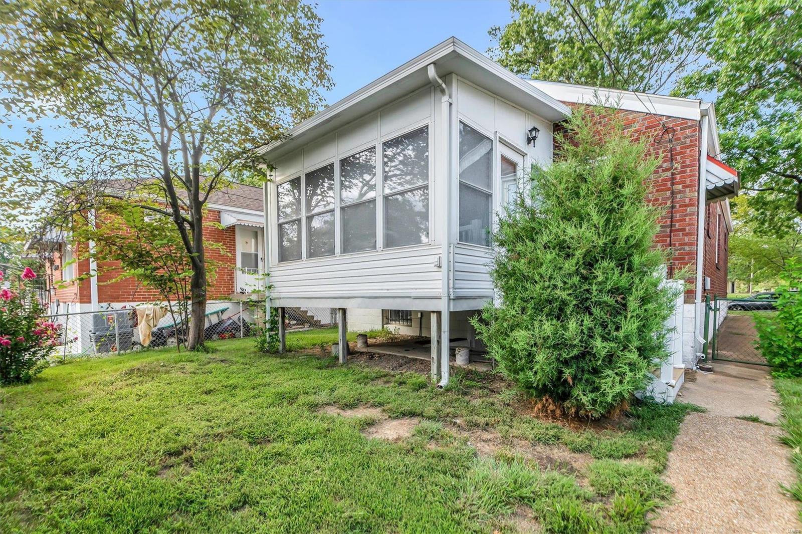 5720 Marquette Avenue