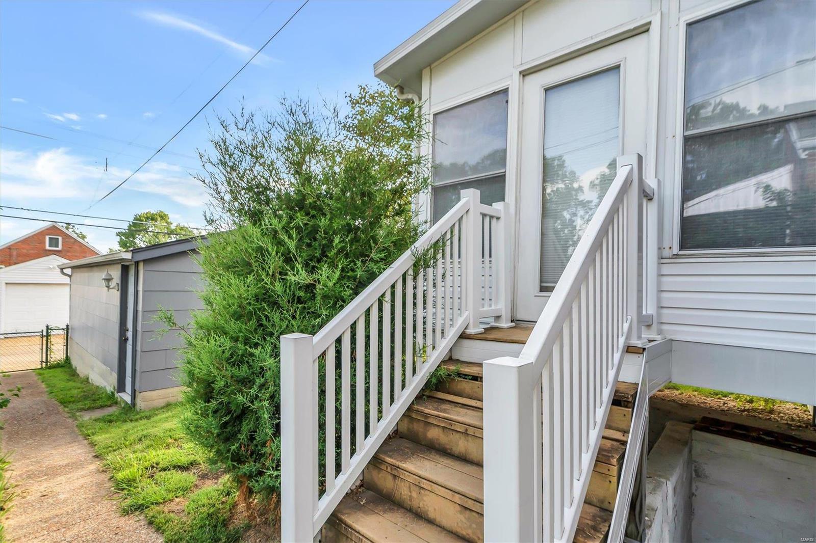 5720 Marquette Avenue