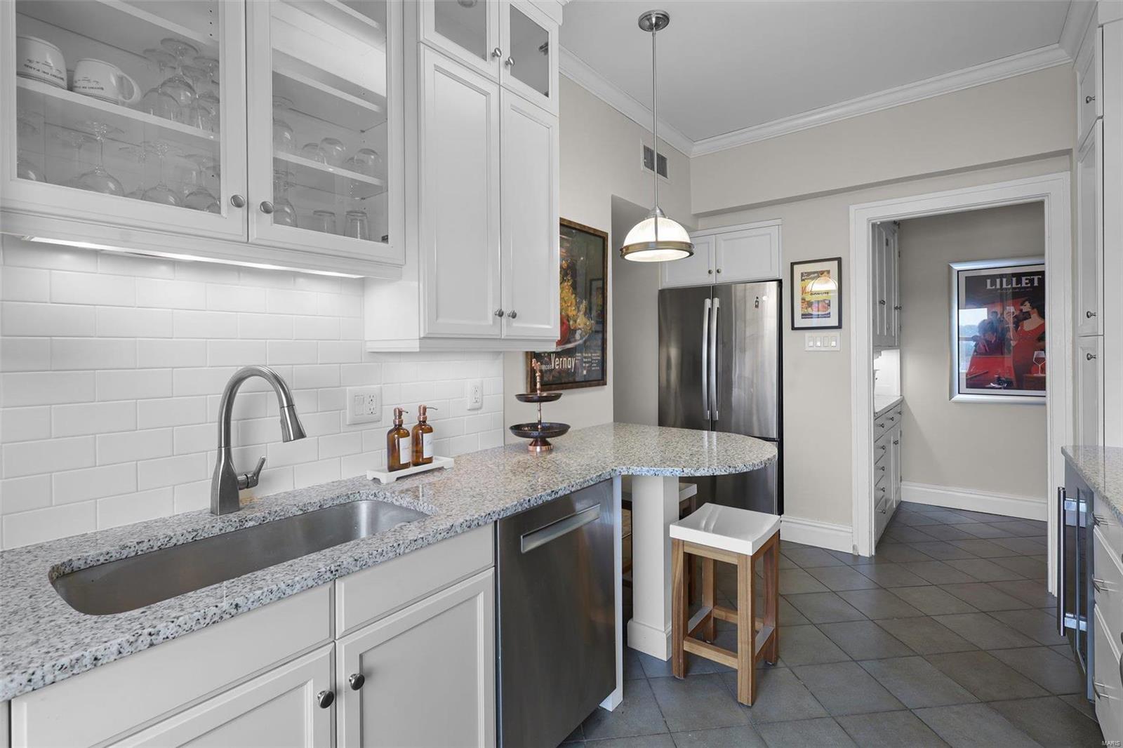 709 S Skinker Boulevard Unit: 801