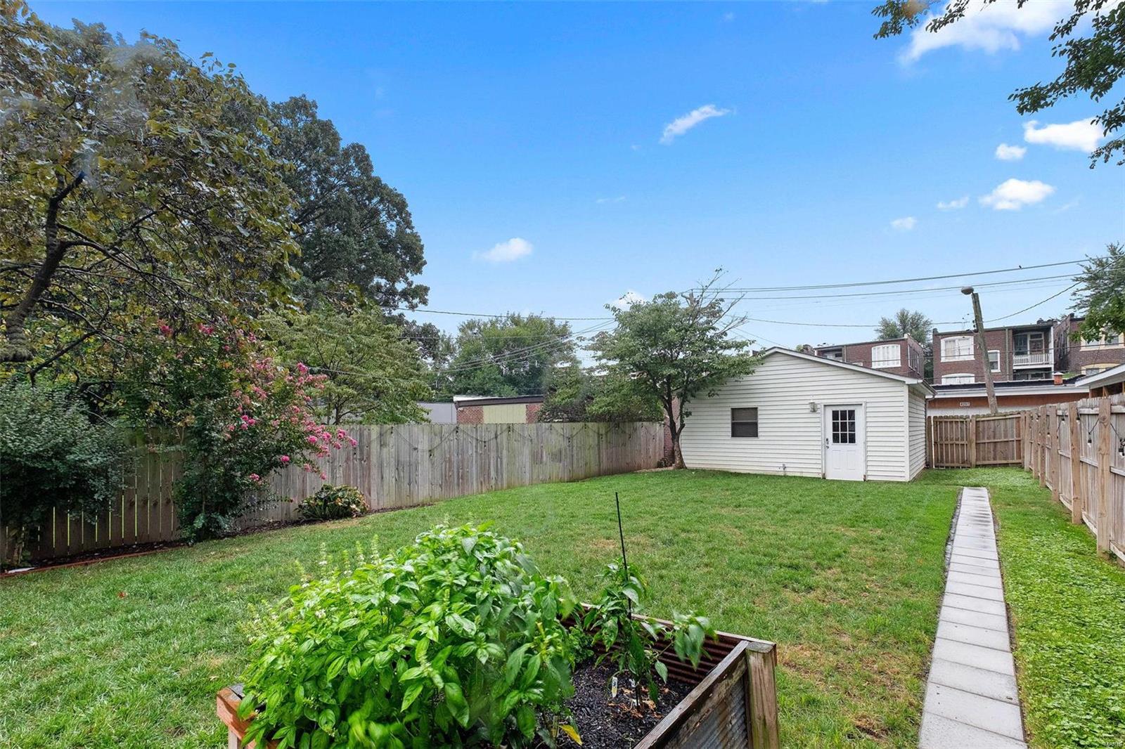 4254 Hartford Street