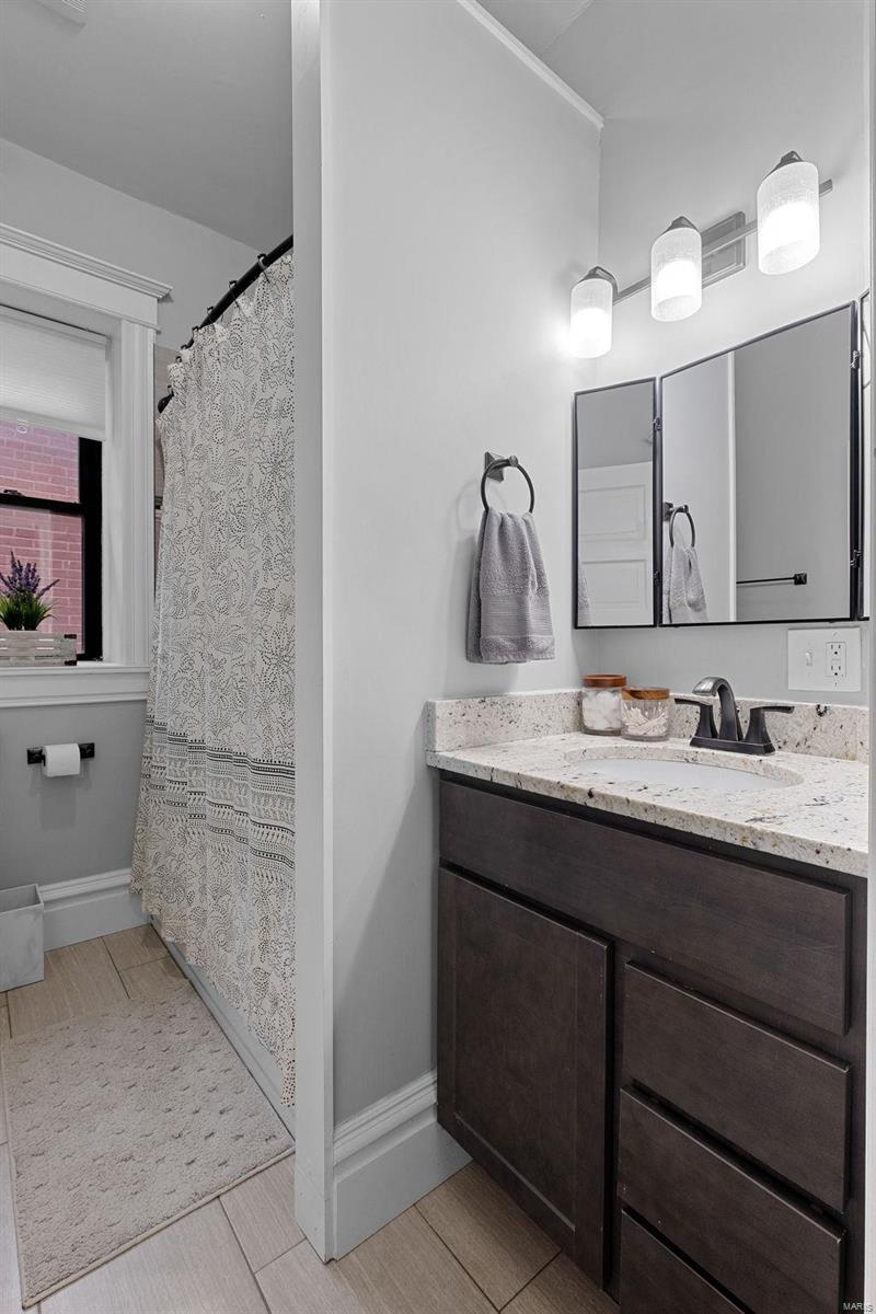 4254 Hartford Street