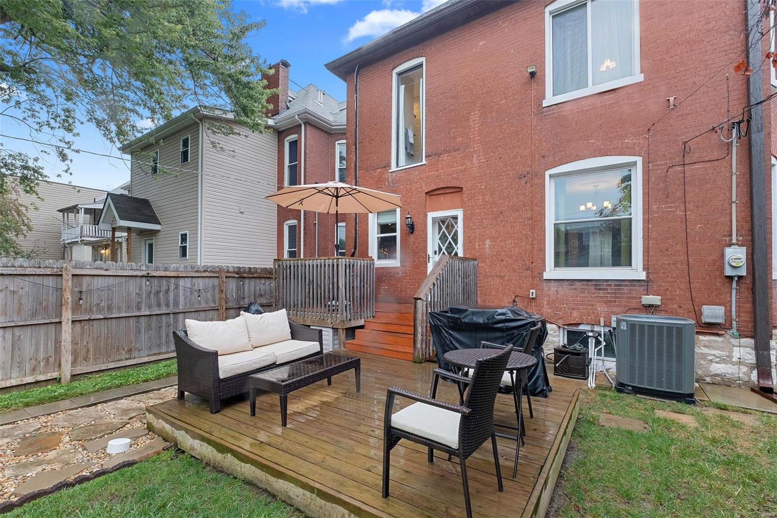 4254 Hartford Street