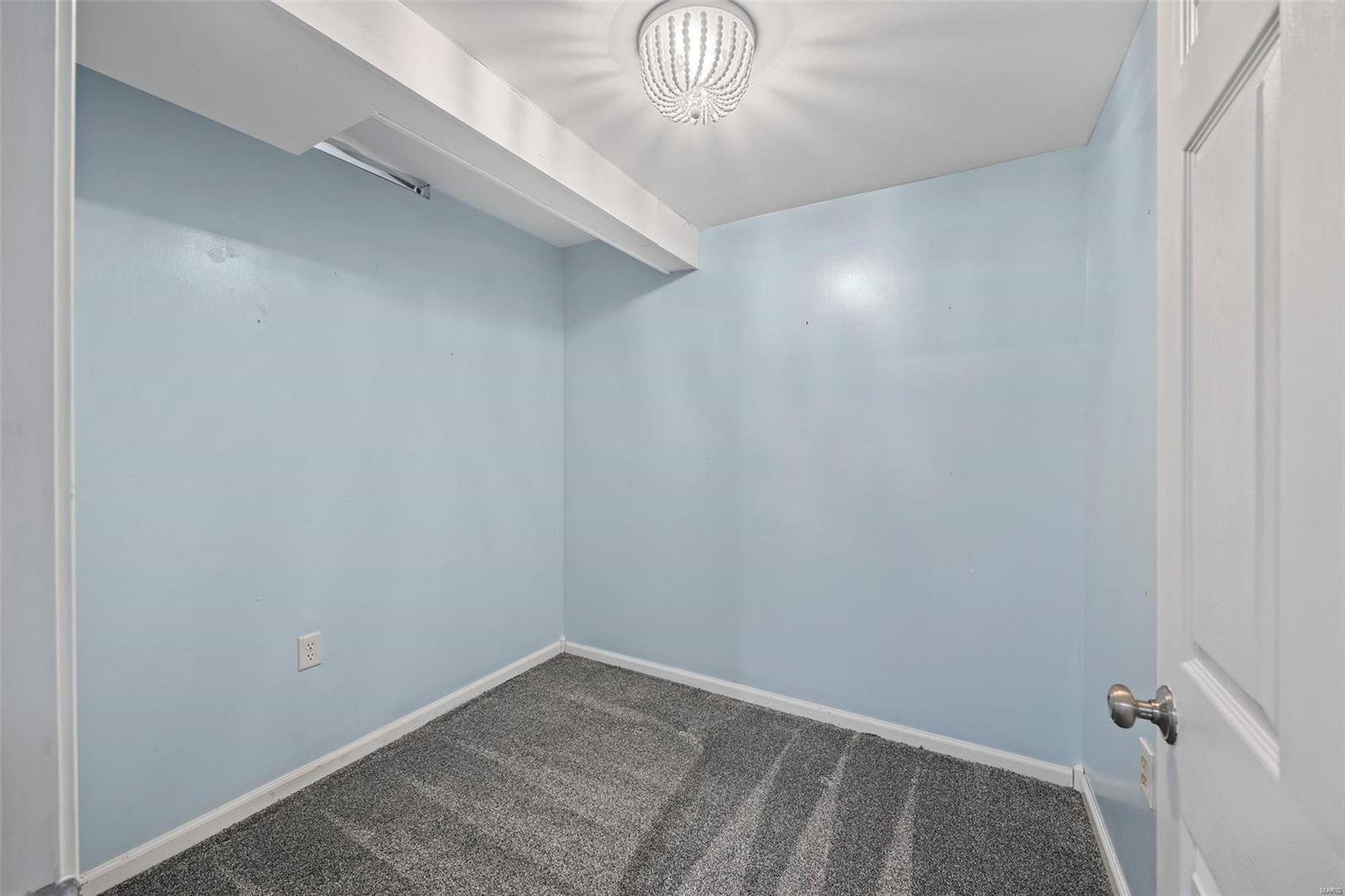 302 Country Meadows Drive