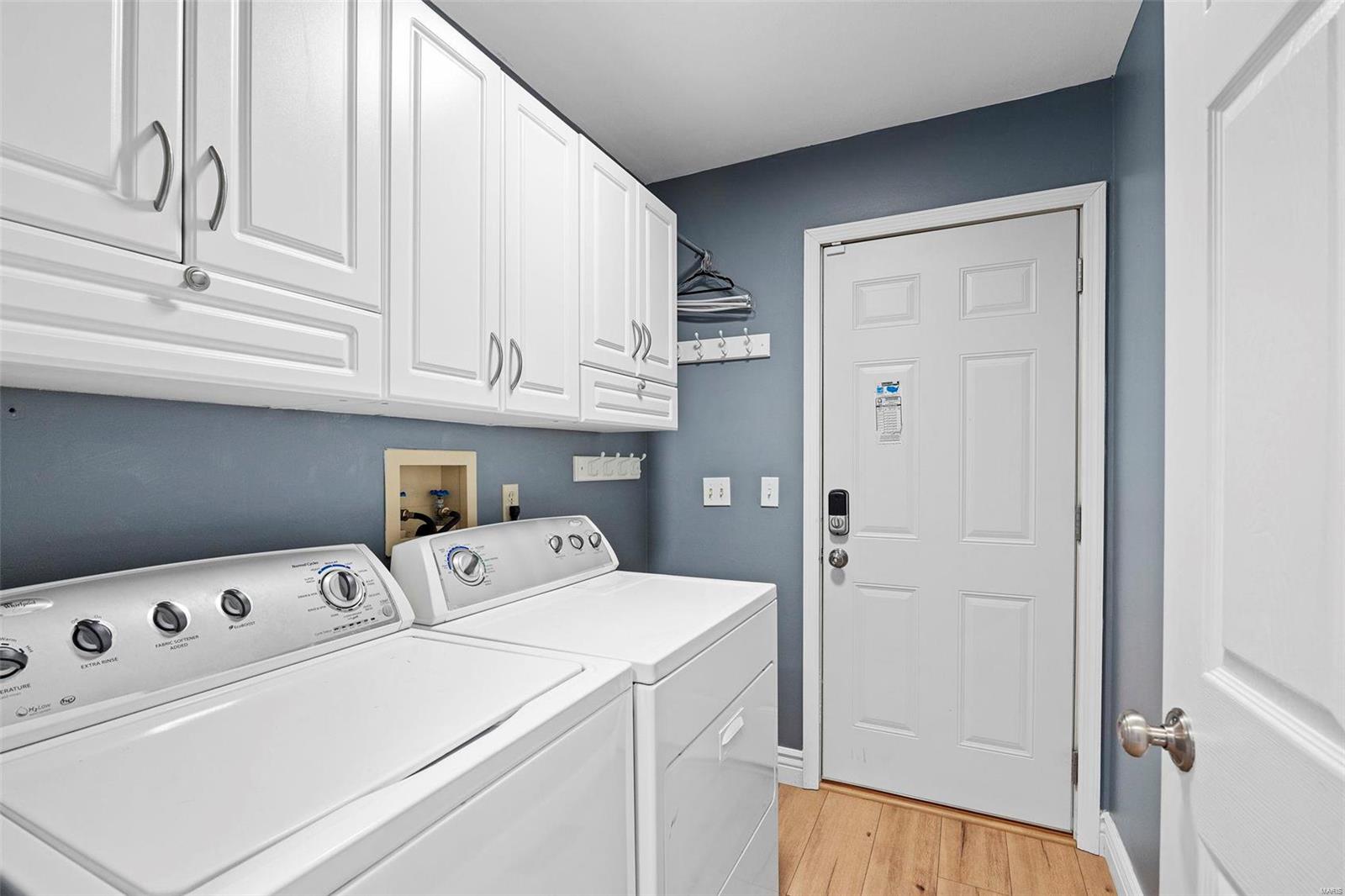 302 Country Meadows Drive