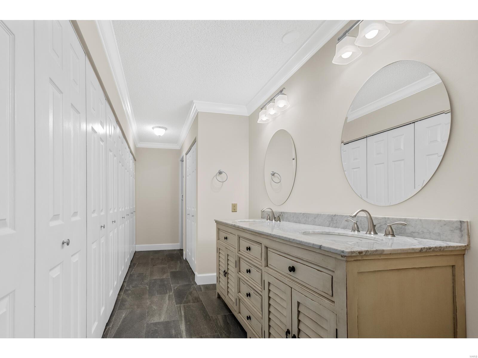 981 Claytonbrook Drive