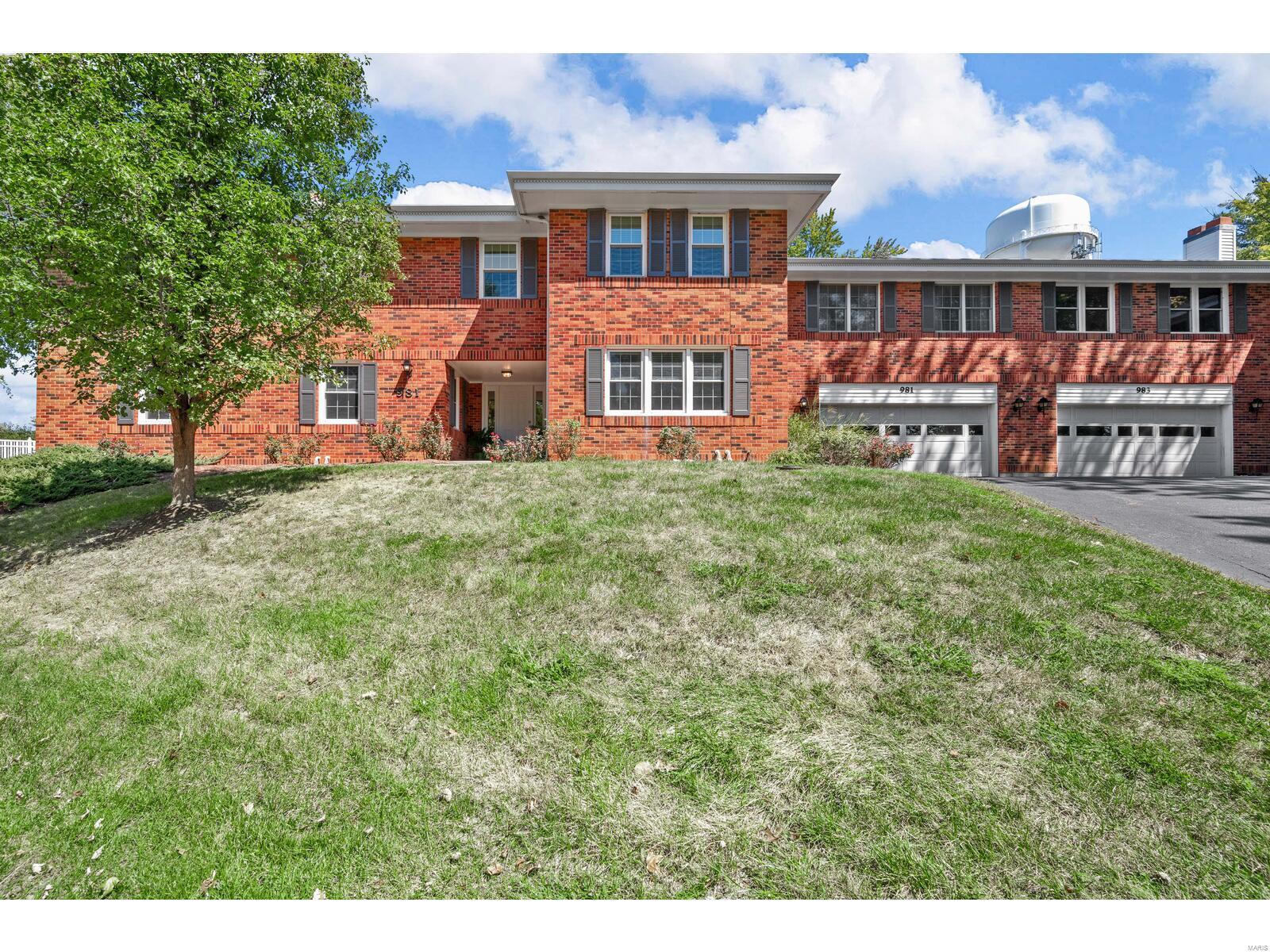 981 Claytonbrook Drive