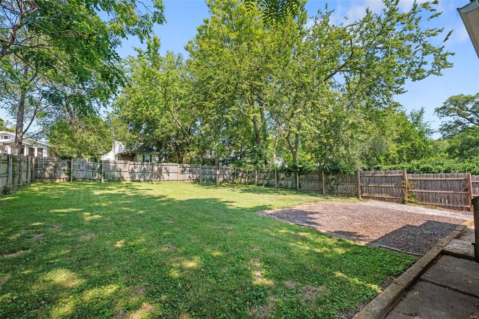 3555 Manhattan Avenue