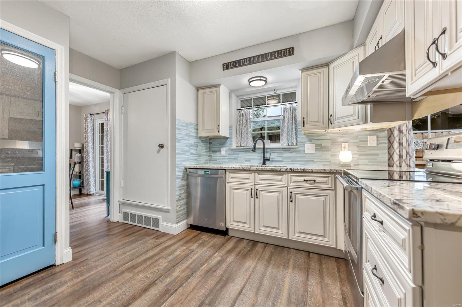 4350 Chateau De Ville Drive