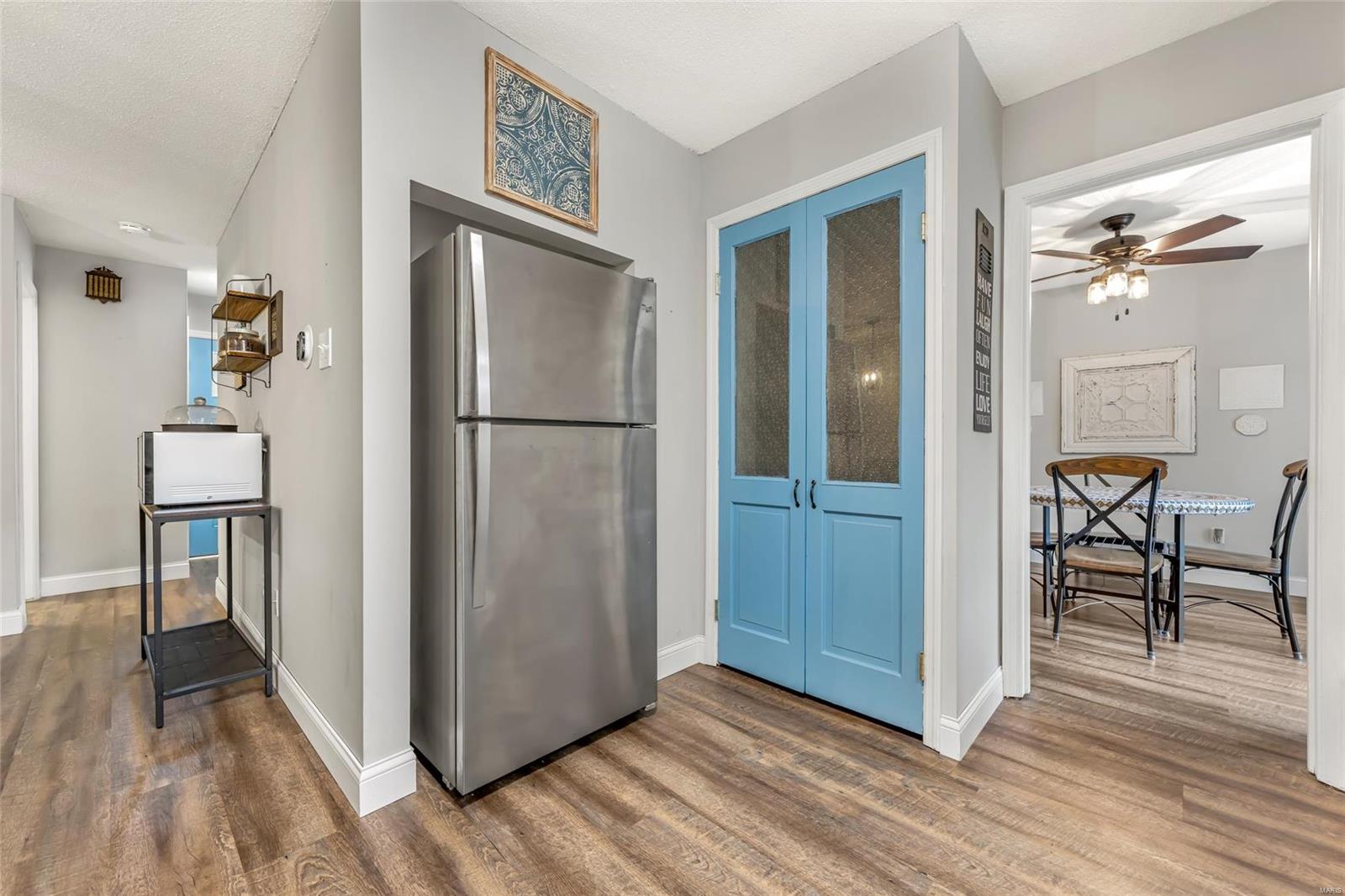 4350 Chateau De Ville Drive