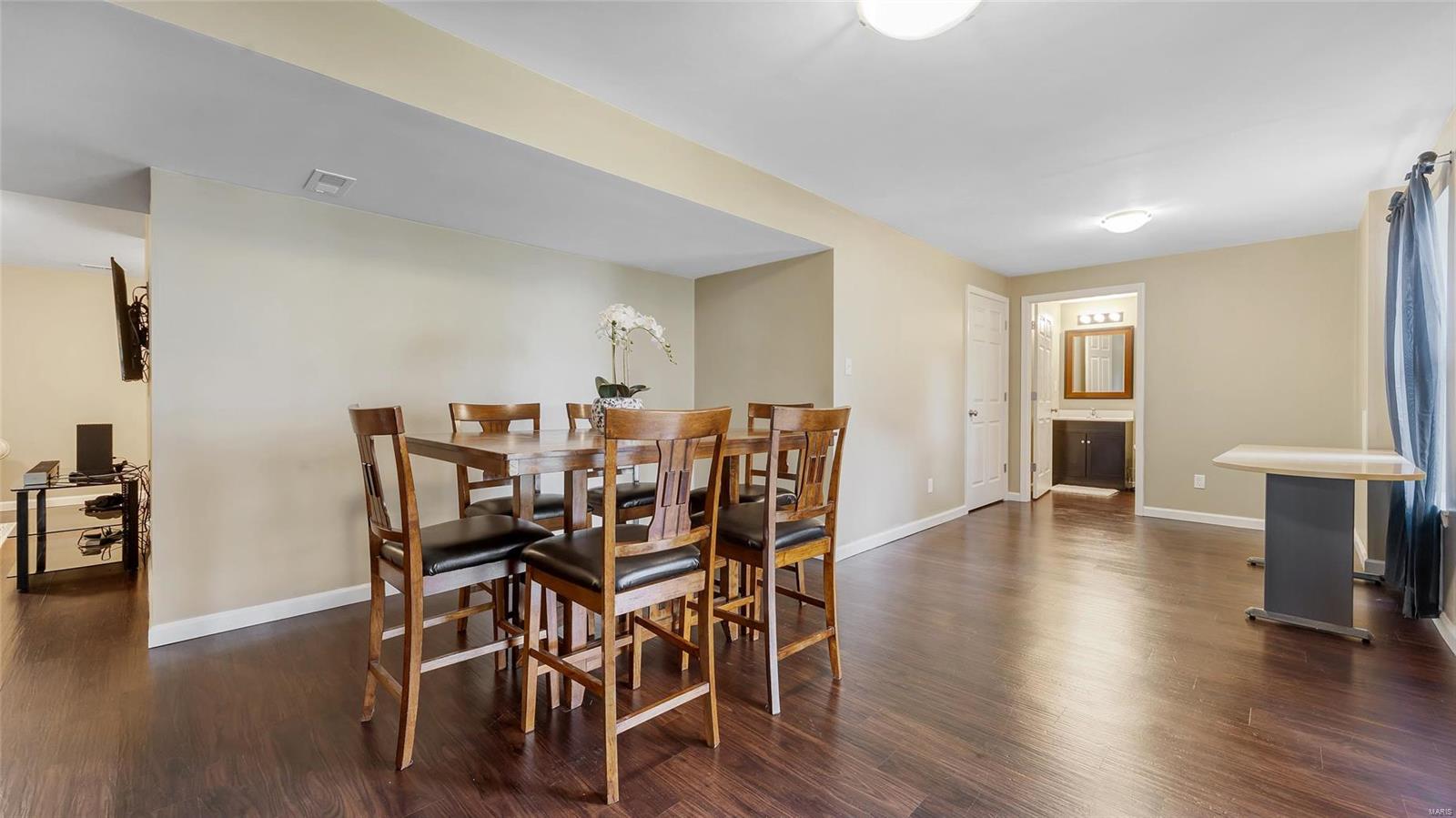 145 Brookfield Boulevard