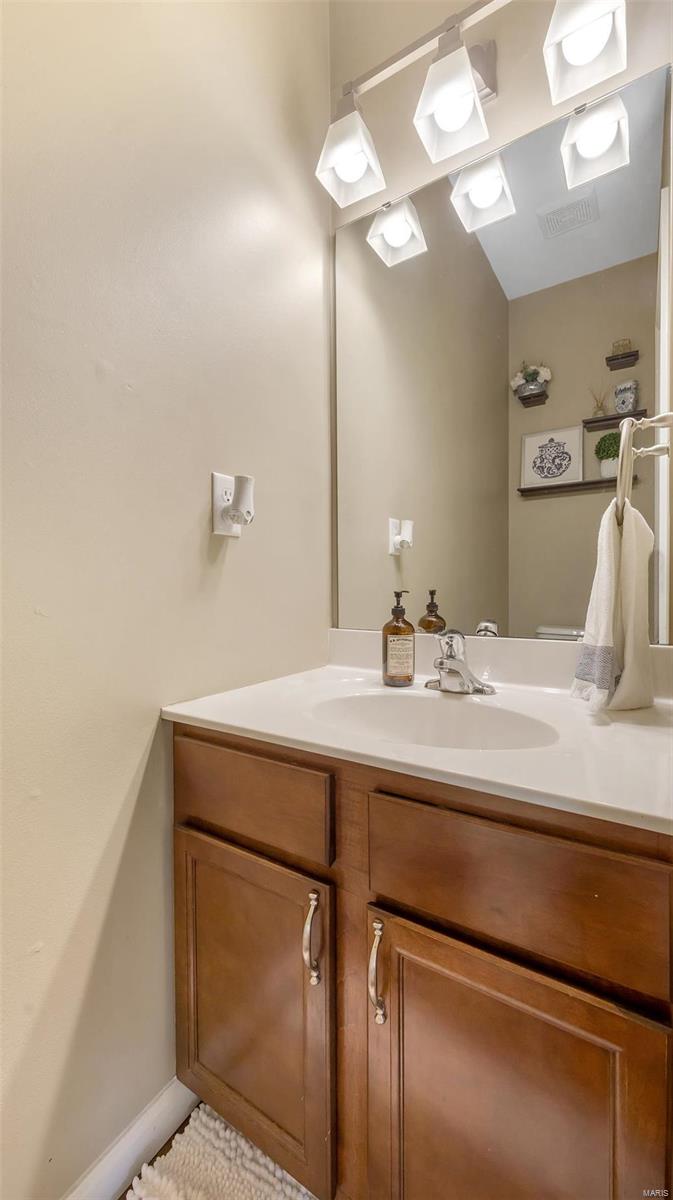 145 Brookfield Boulevard