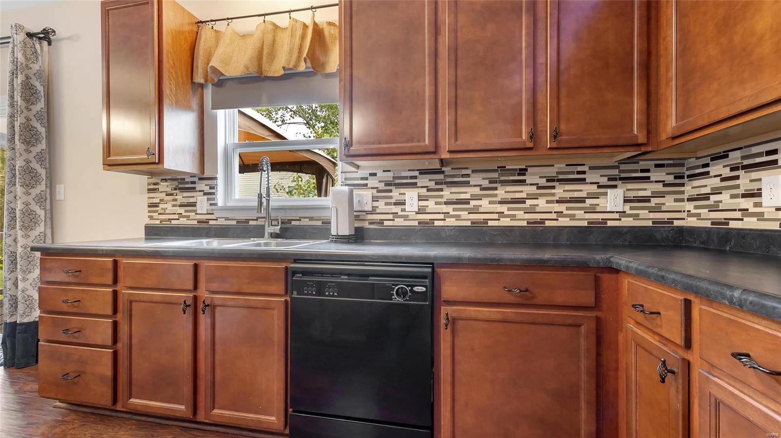 145 Brookfield Boulevard