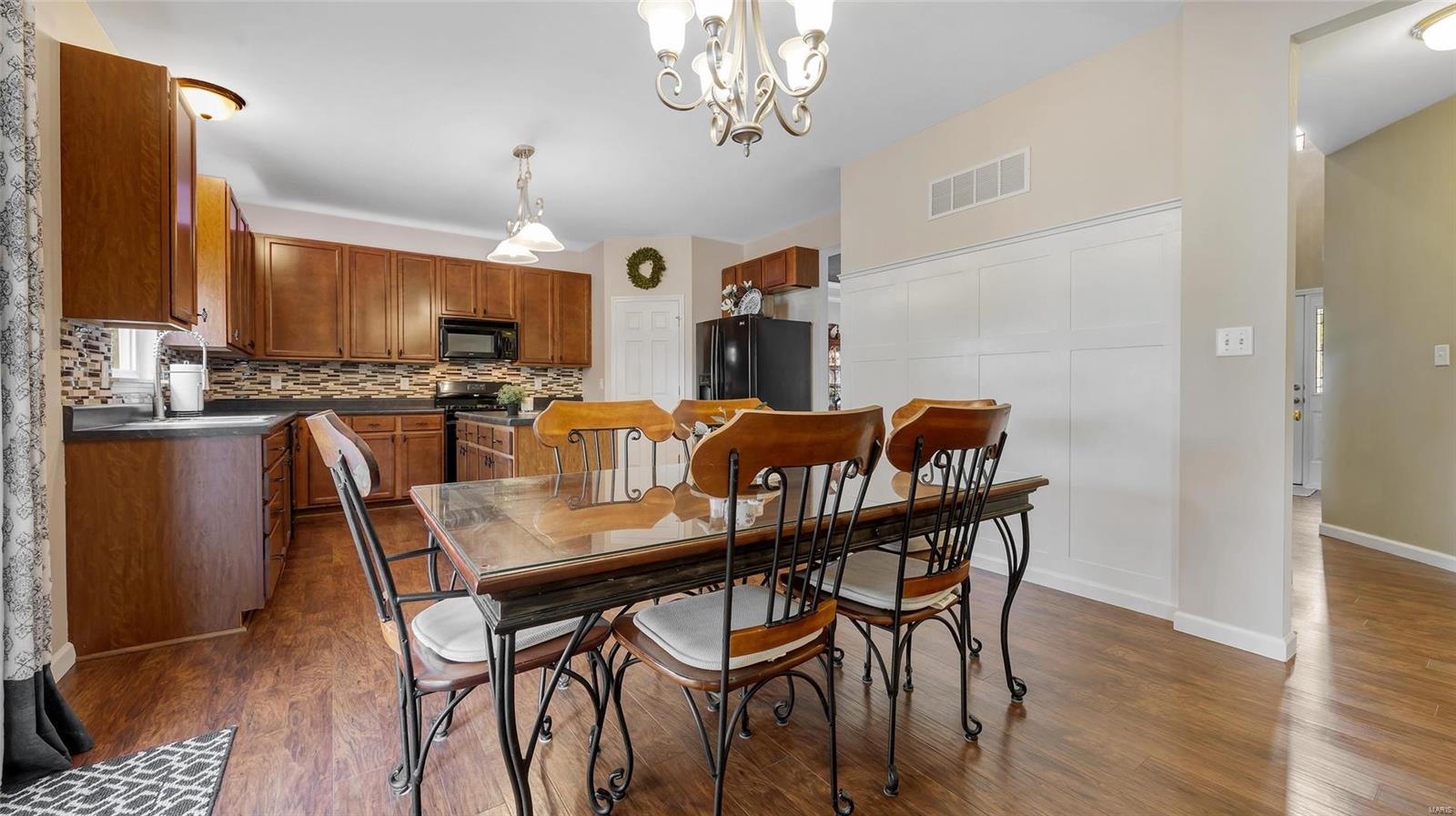 145 Brookfield Boulevard