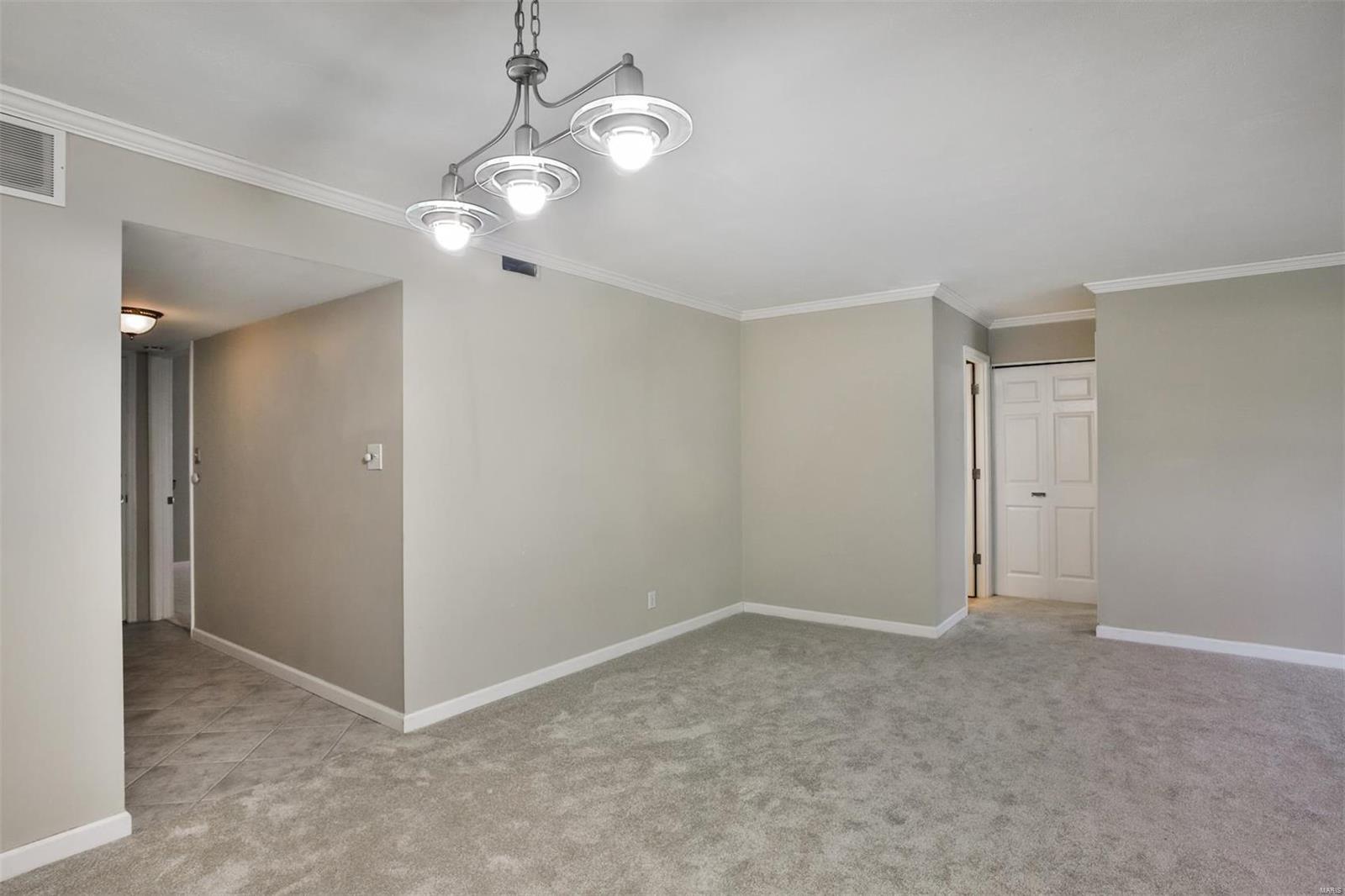 8631 Old Bonhomme Road Unit: 2B