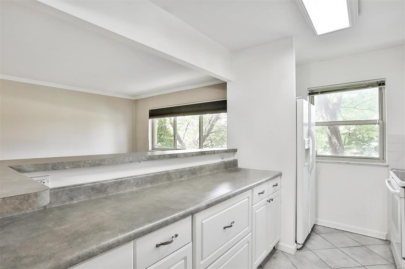 8631 Old Bonhomme Road Unit: 2B