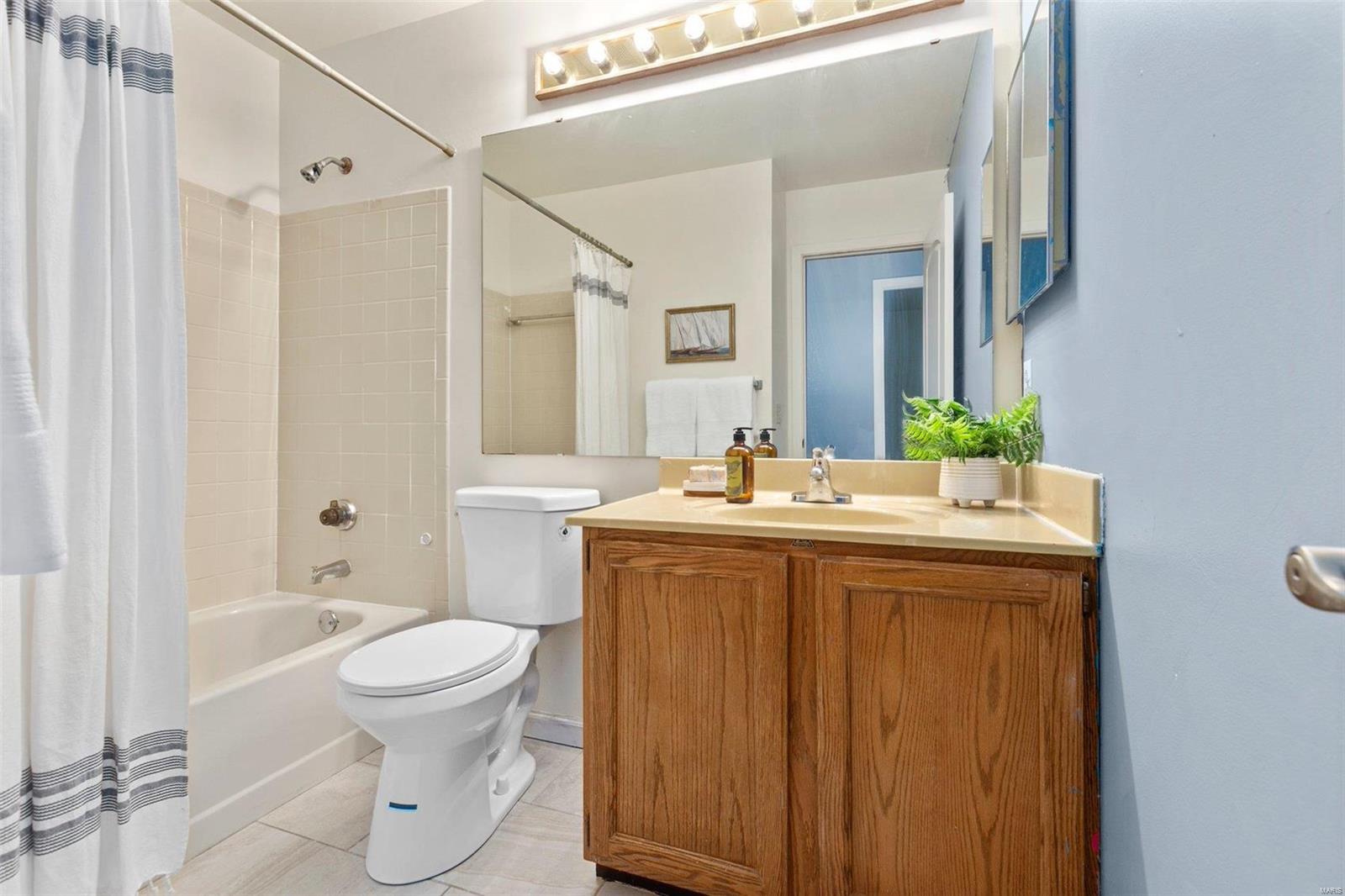 1115 Martin Manor Place