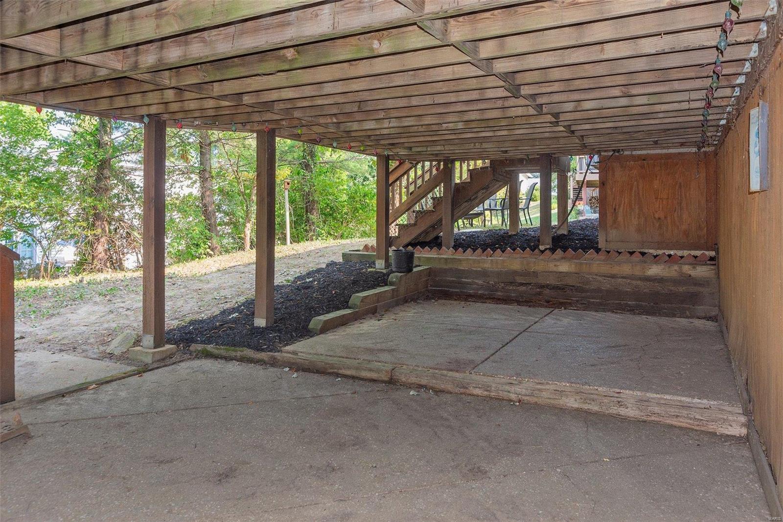 1115 Martin Manor Place