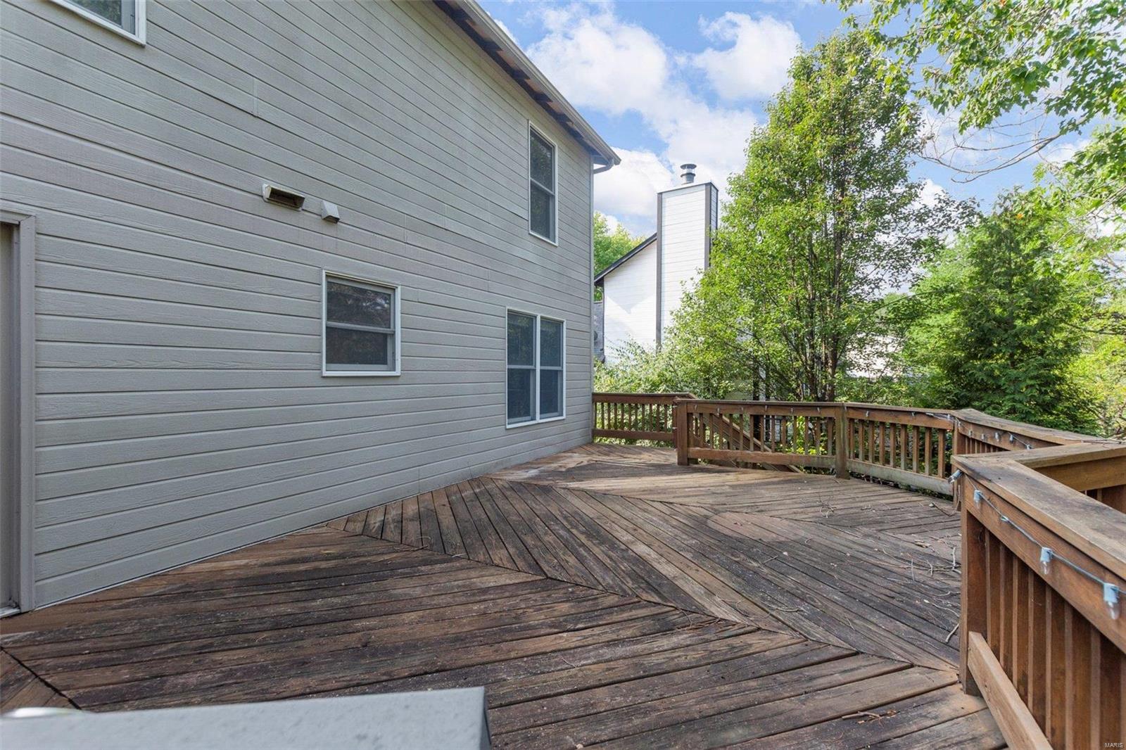 1115 Martin Manor Place