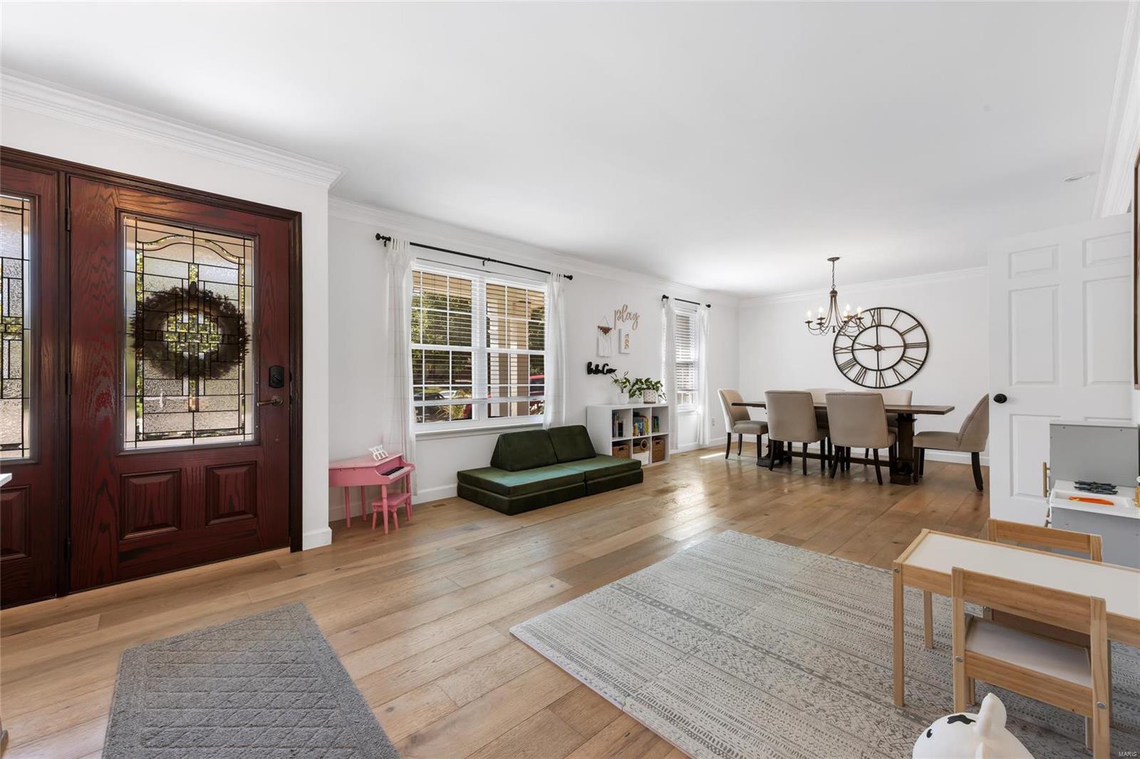 221 White Pine Court