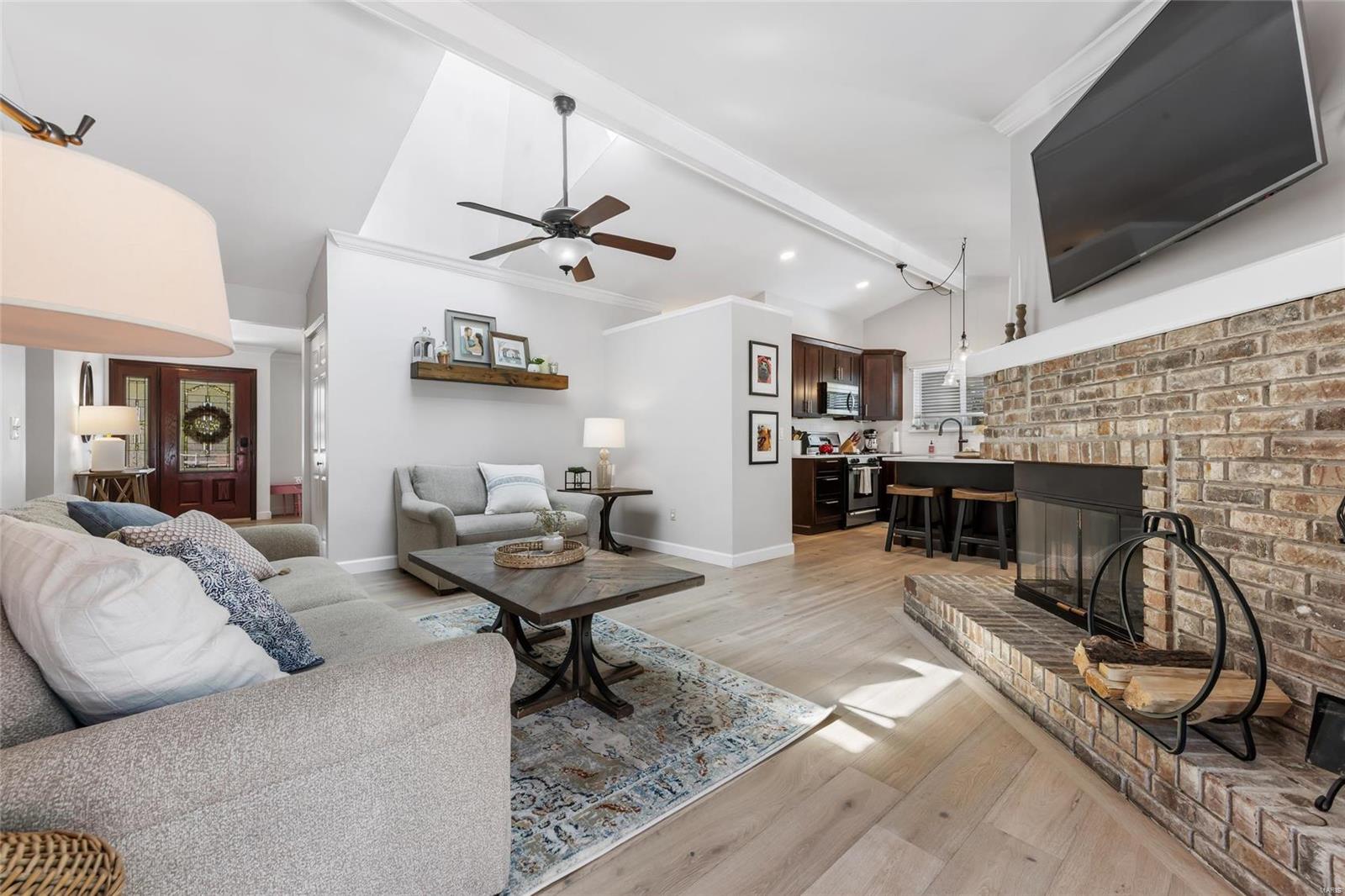 221 White Pine Court