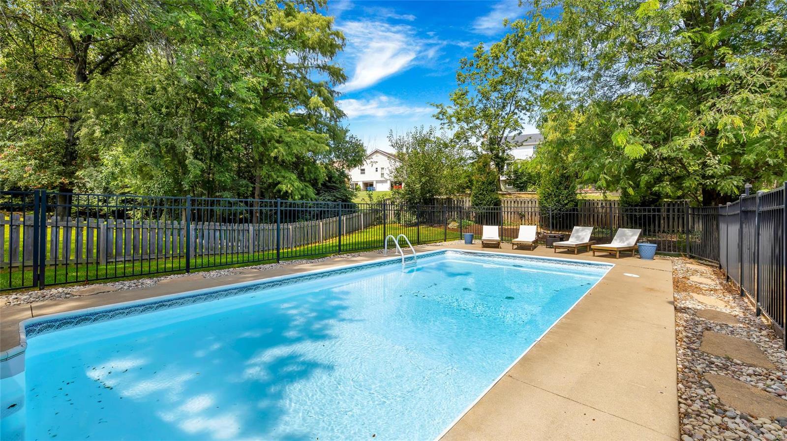 221 White Pine Court