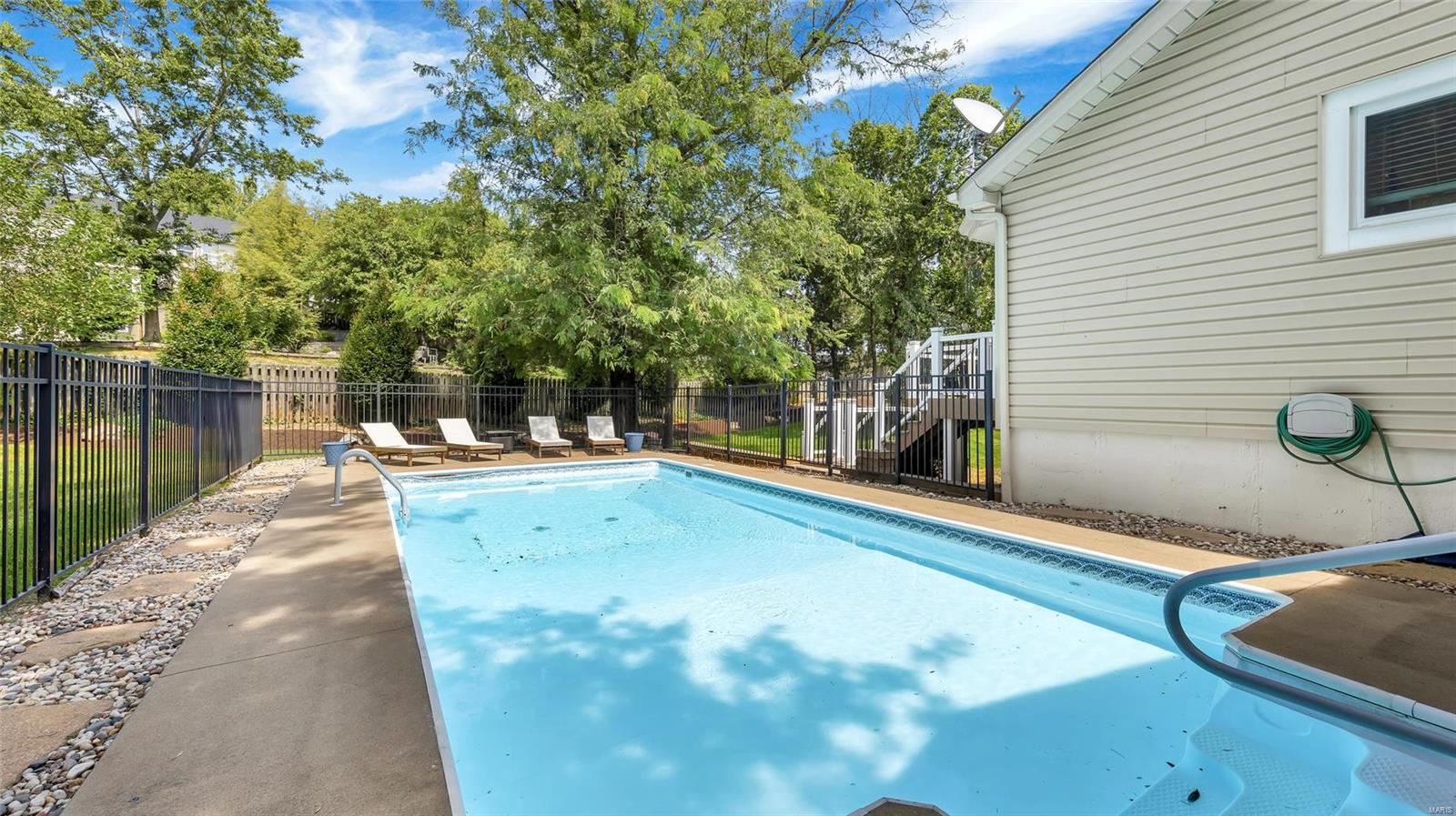 221 White Pine Court