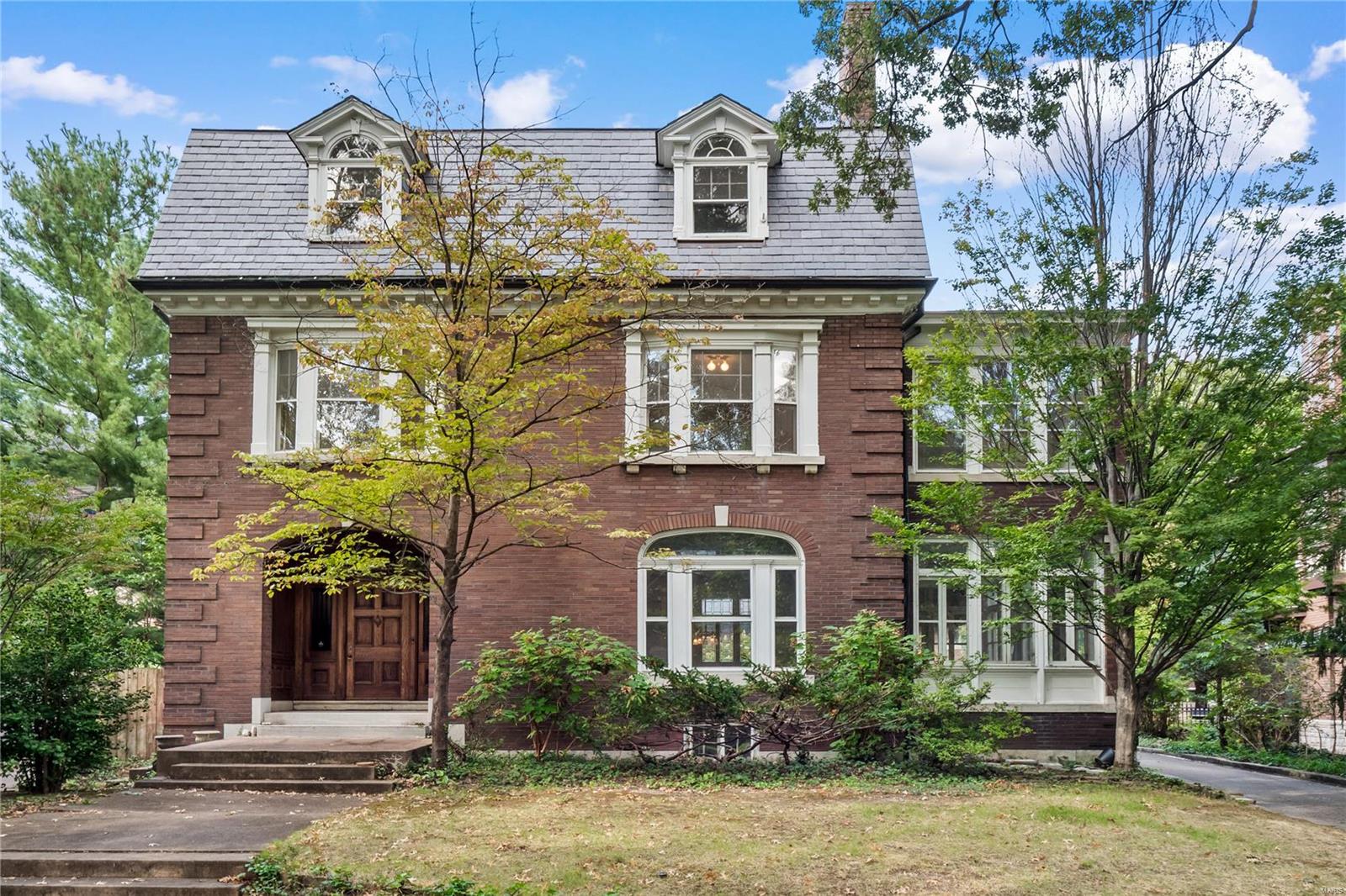 6253 Westminster Place