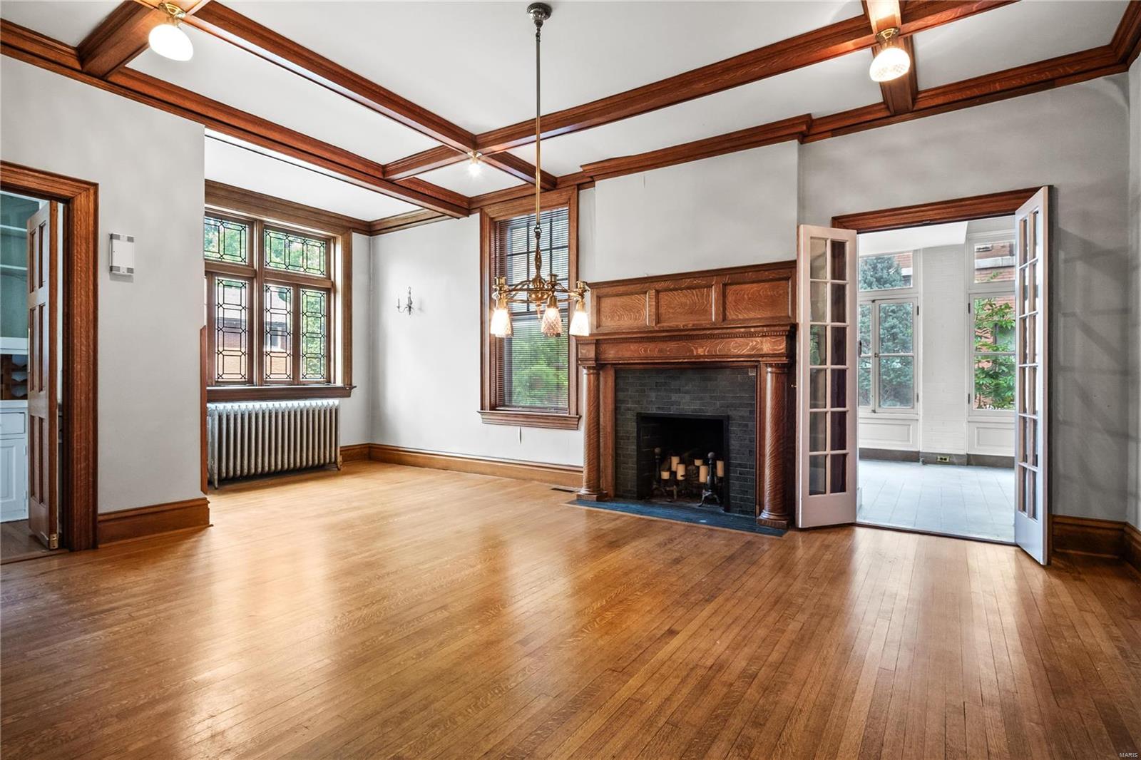 6253 Westminster Place