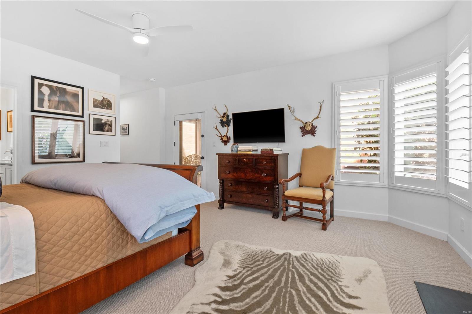 155 N Hanley Road Unit: 101