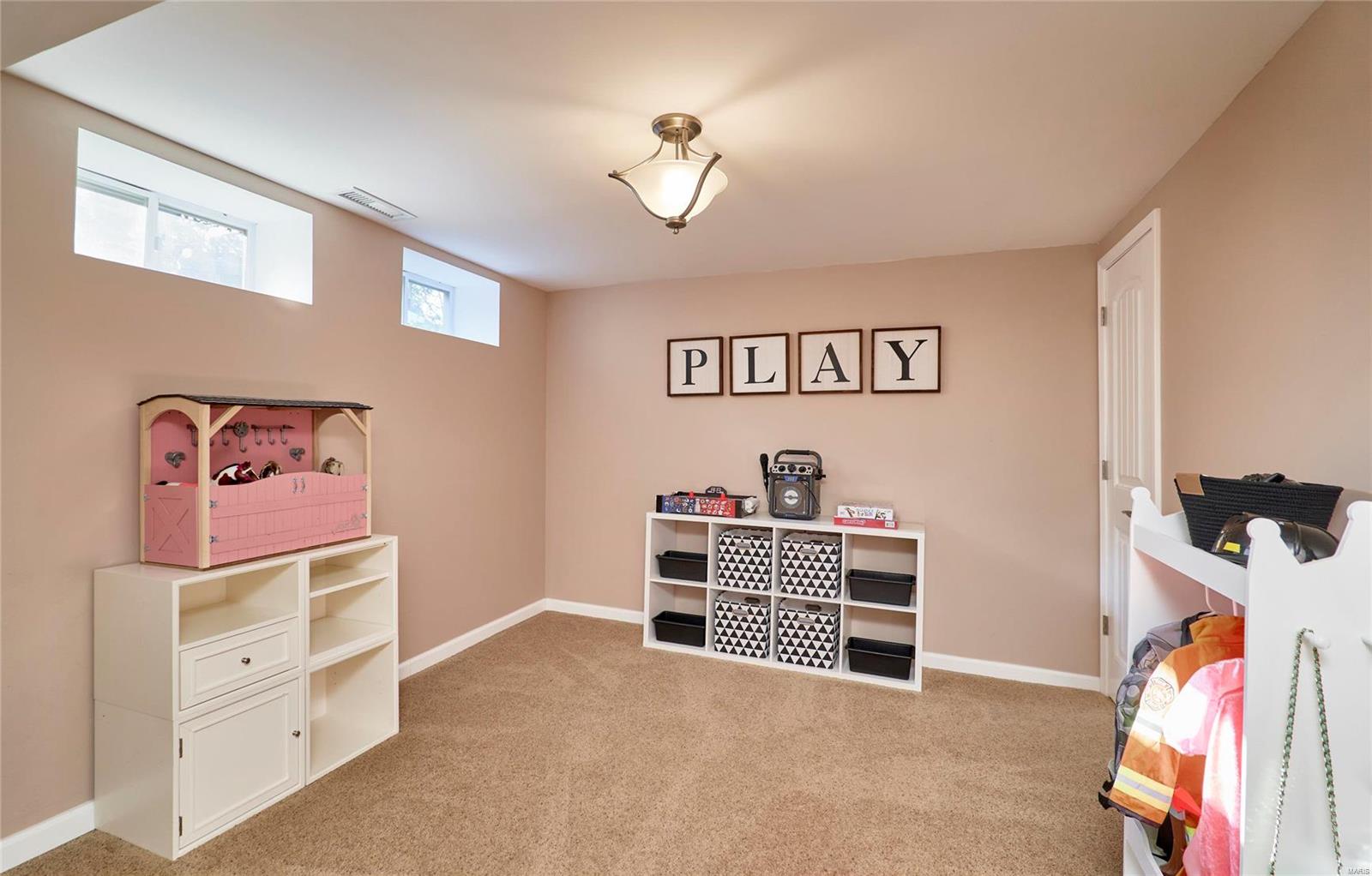15530 Summer Lake Drive