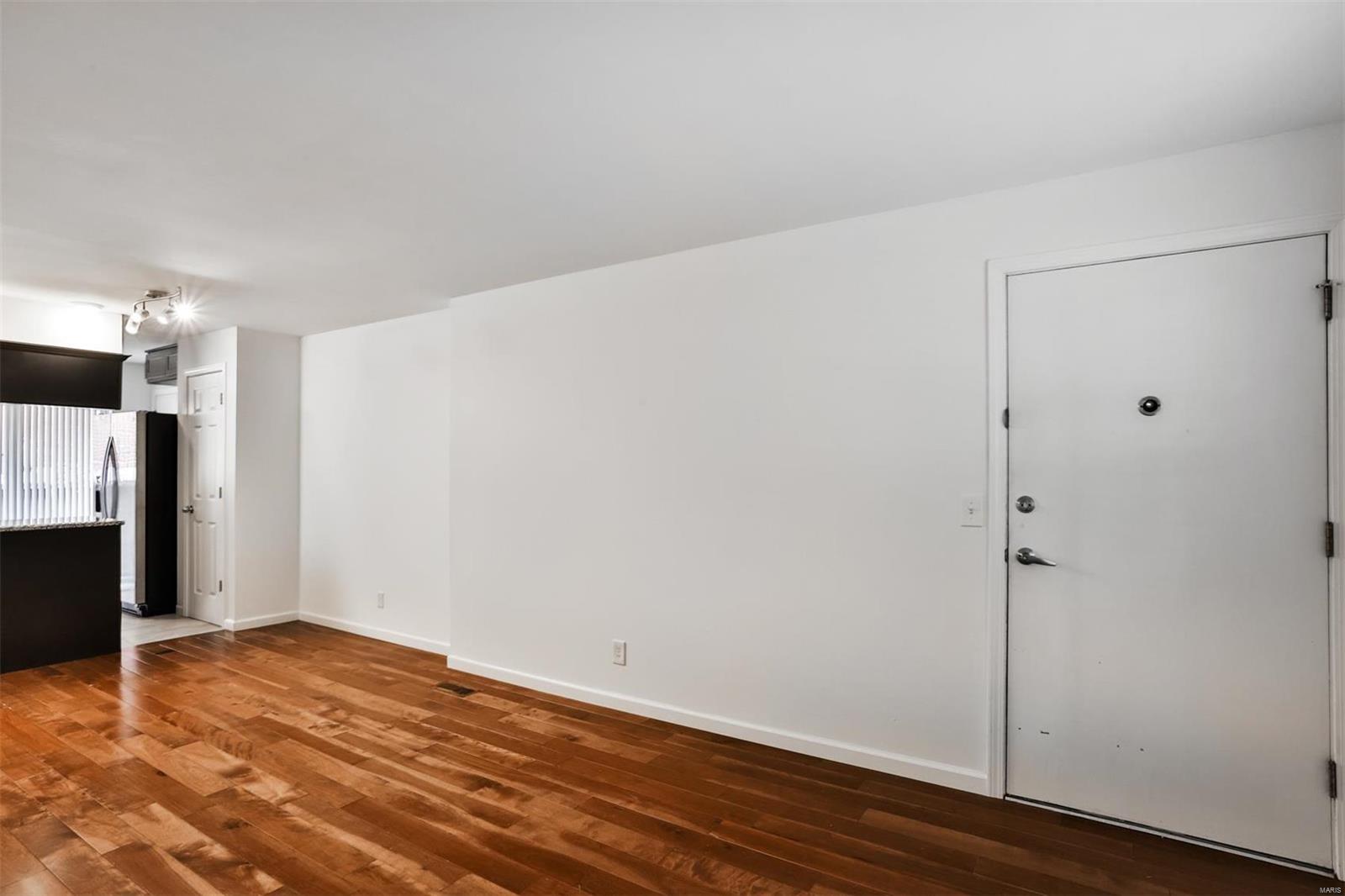 7937 Royal Arms Ct Unit: 1