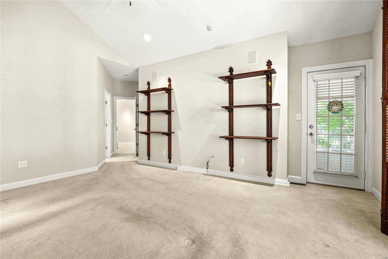 12365 Courtyard Lake Drive