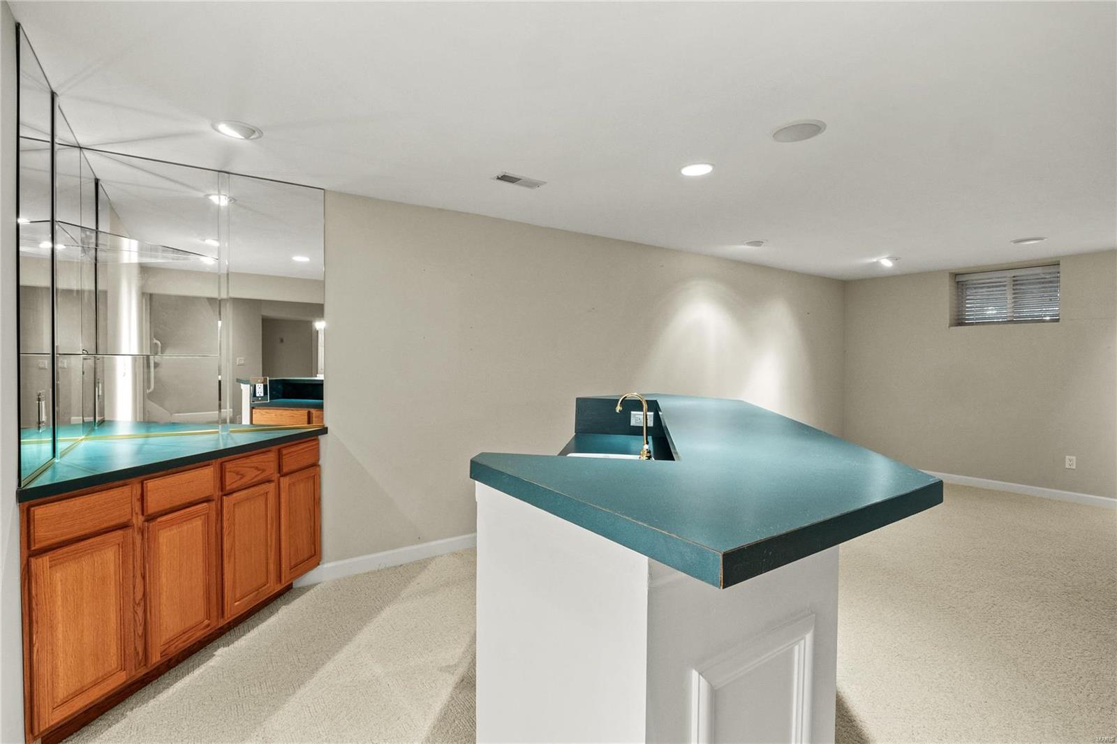 12365 Courtyard Lake Drive