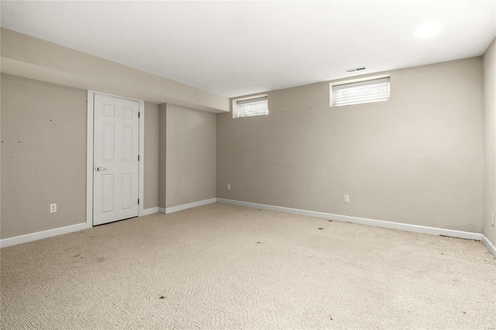 12365 Courtyard Lake Drive