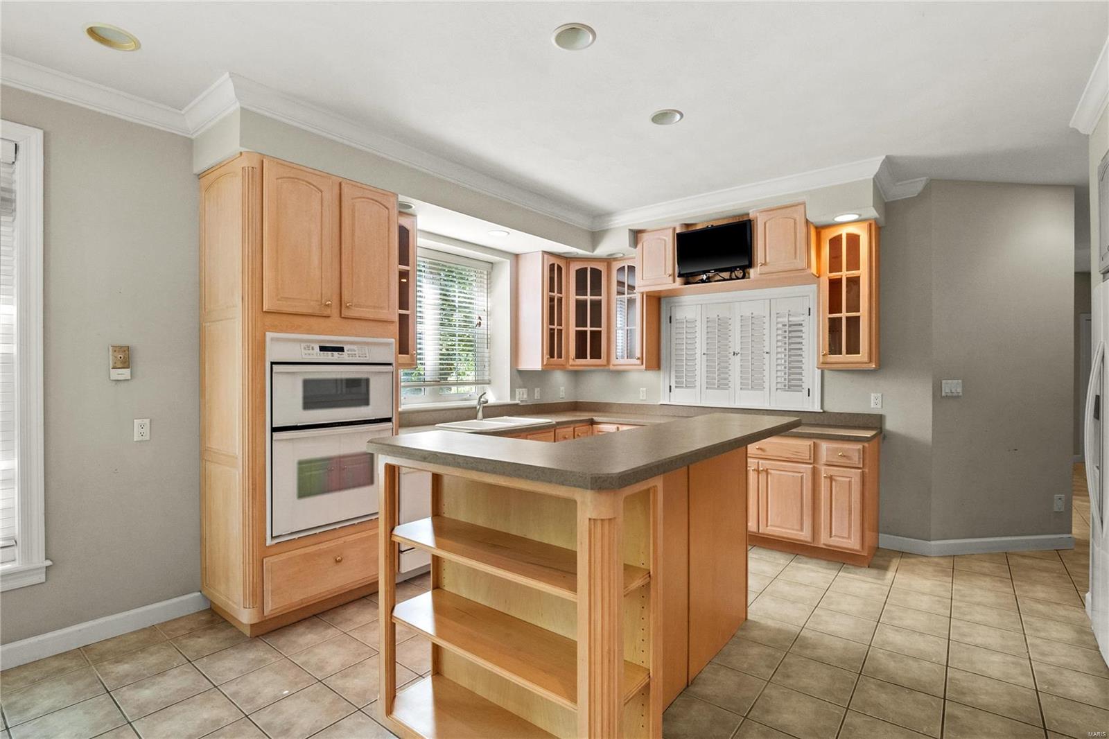 12365 Courtyard Lake Drive