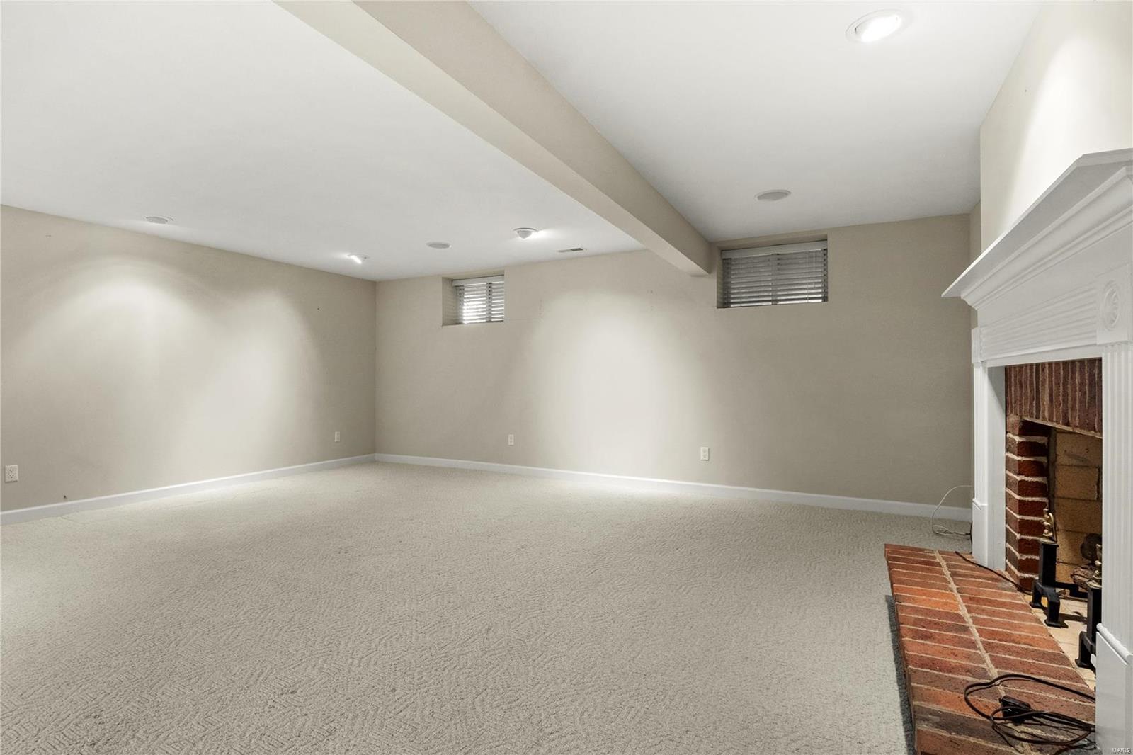 12365 Courtyard Lake Drive