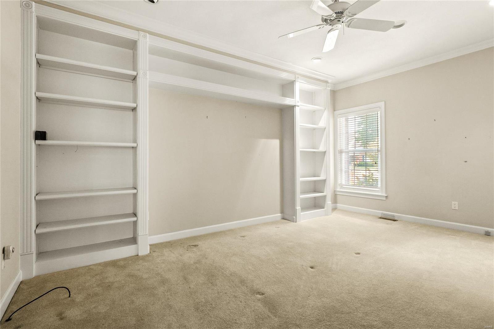 12365 Courtyard Lake Drive