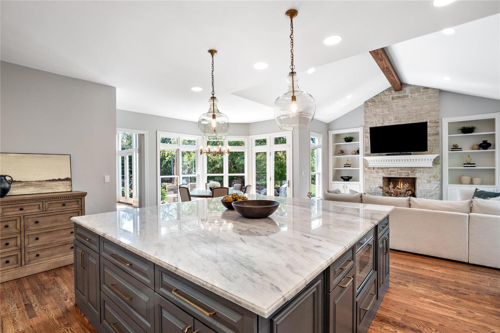 1161 Greystone Manor Parkway