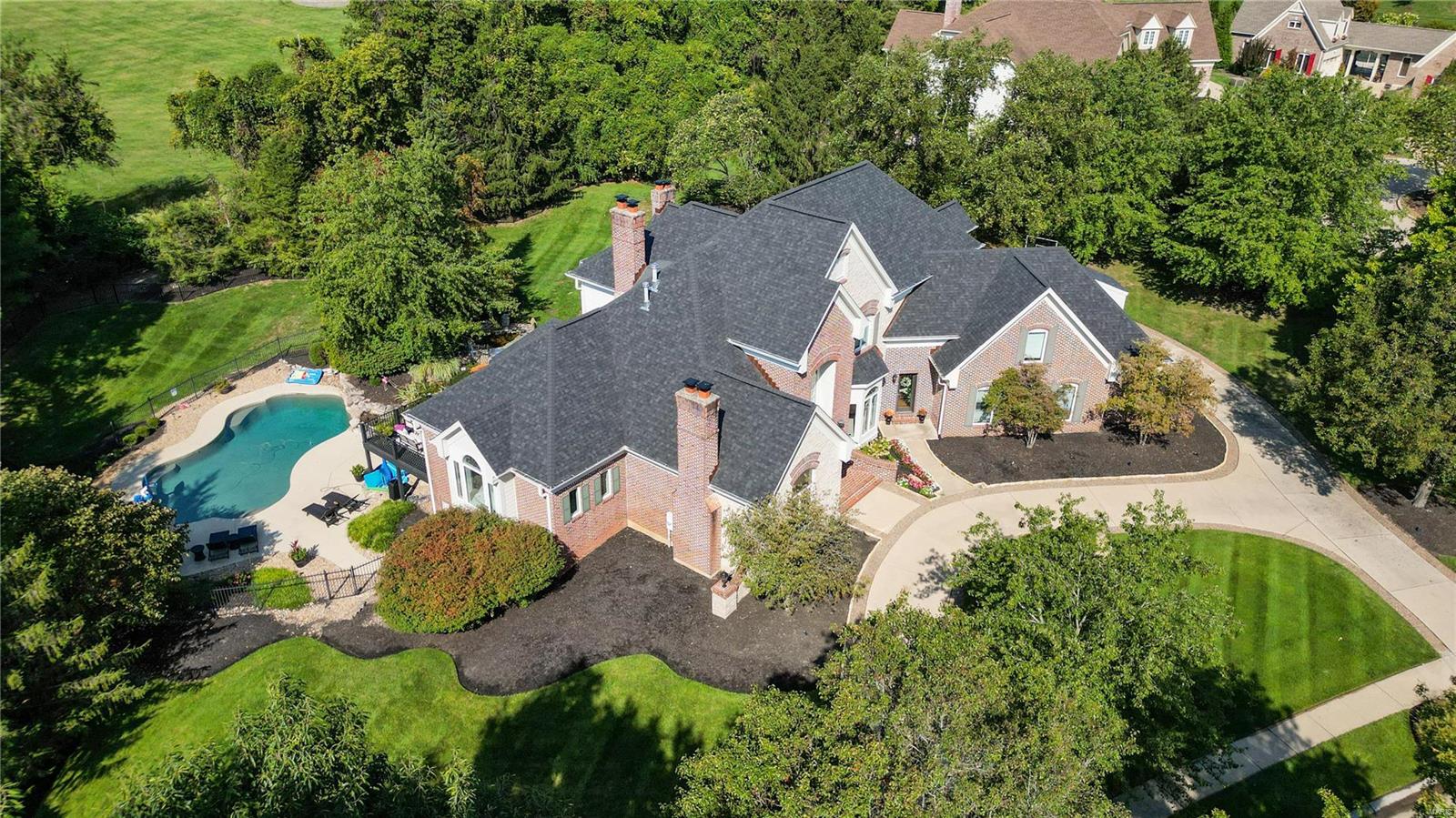 1161 Greystone Manor Parkway