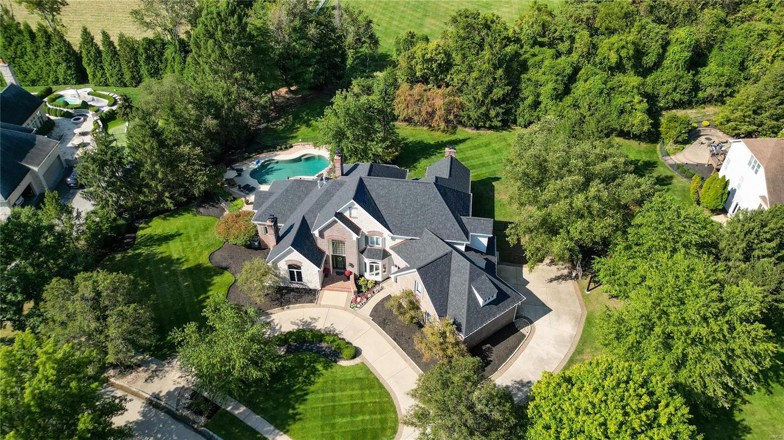 1161 Greystone Manor Parkway