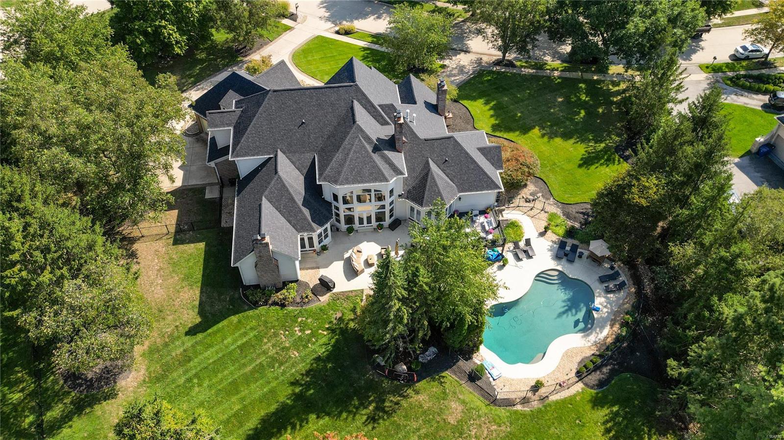 1161 Greystone Manor Parkway