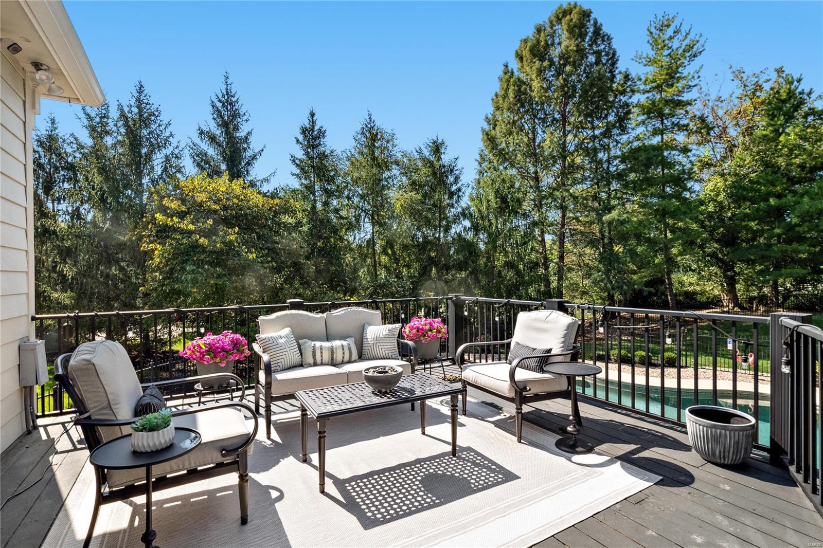 1161 Greystone Manor Parkway