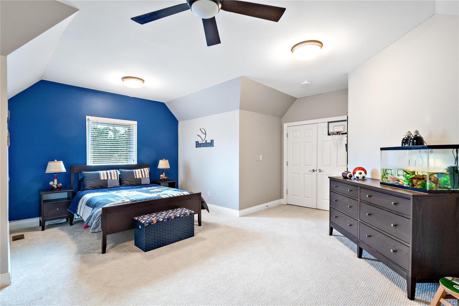 1161 Greystone Manor Parkway